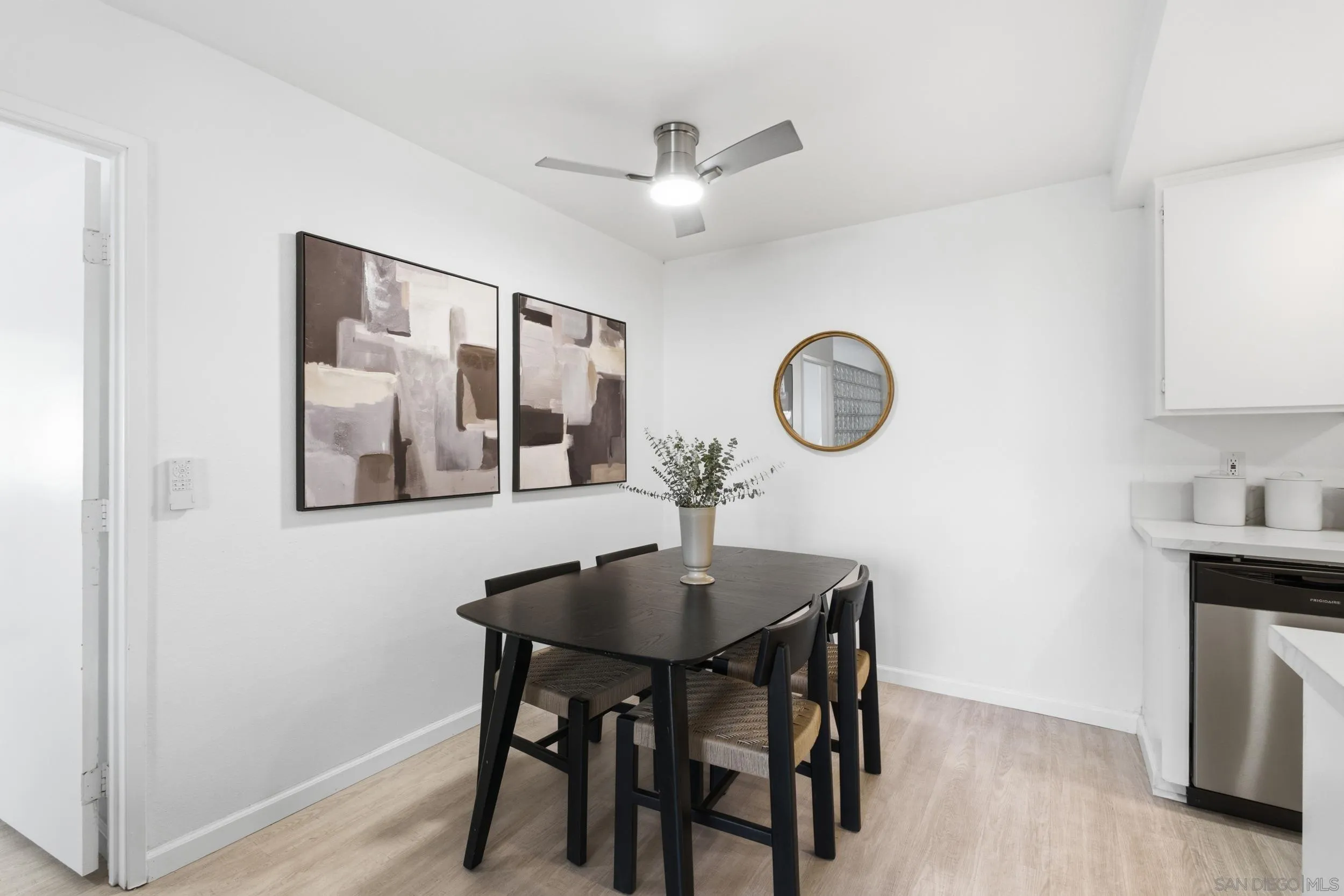 https://cdn.realtyfeed.com/cdn/127/260021014/bcc11d9ebf545066319cb5e61b7a054e.webp