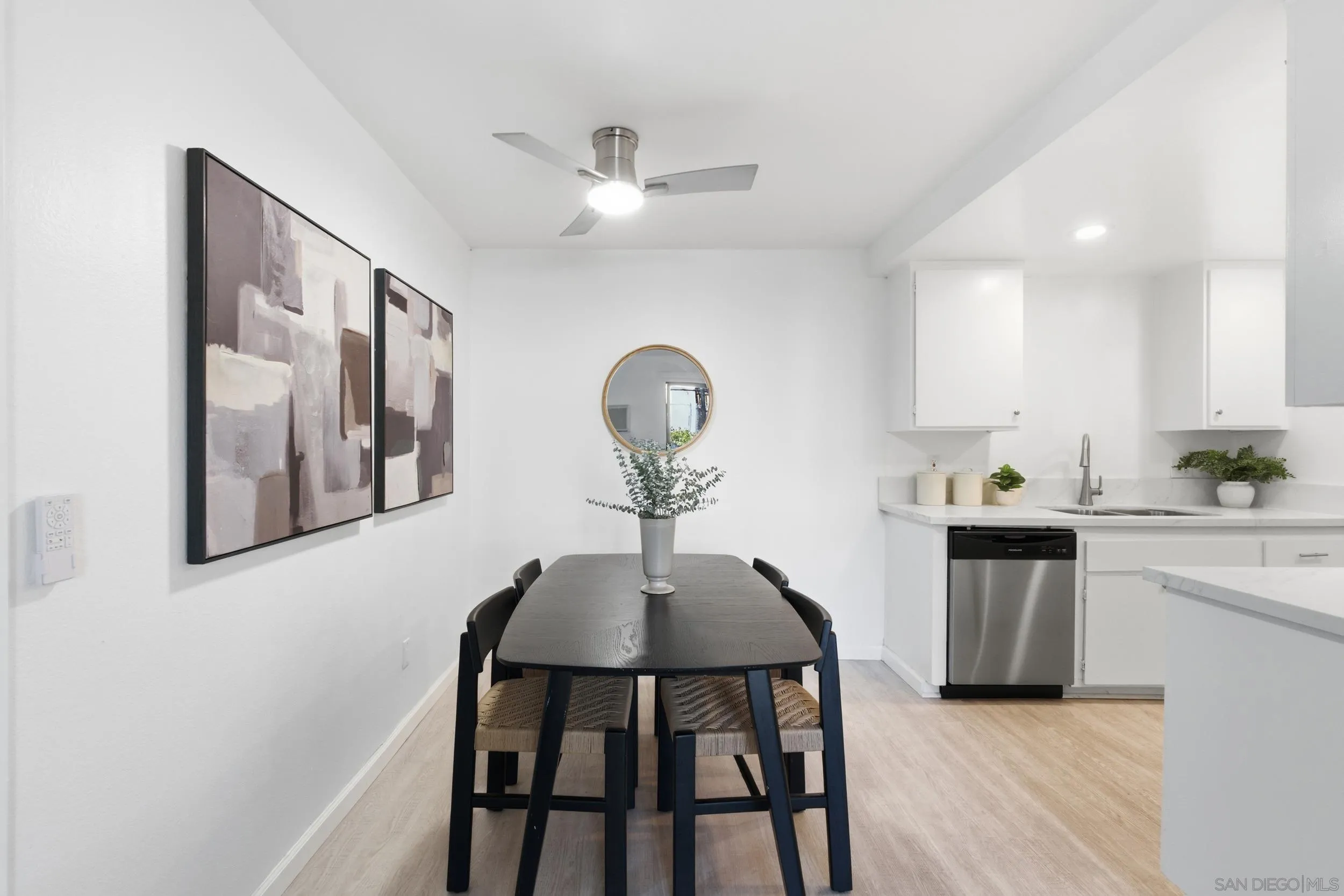 https://cdn.realtyfeed.com/cdn/127/260021014/d5b896bde1b7a3dc89ecc6124bcbc89a.webp
