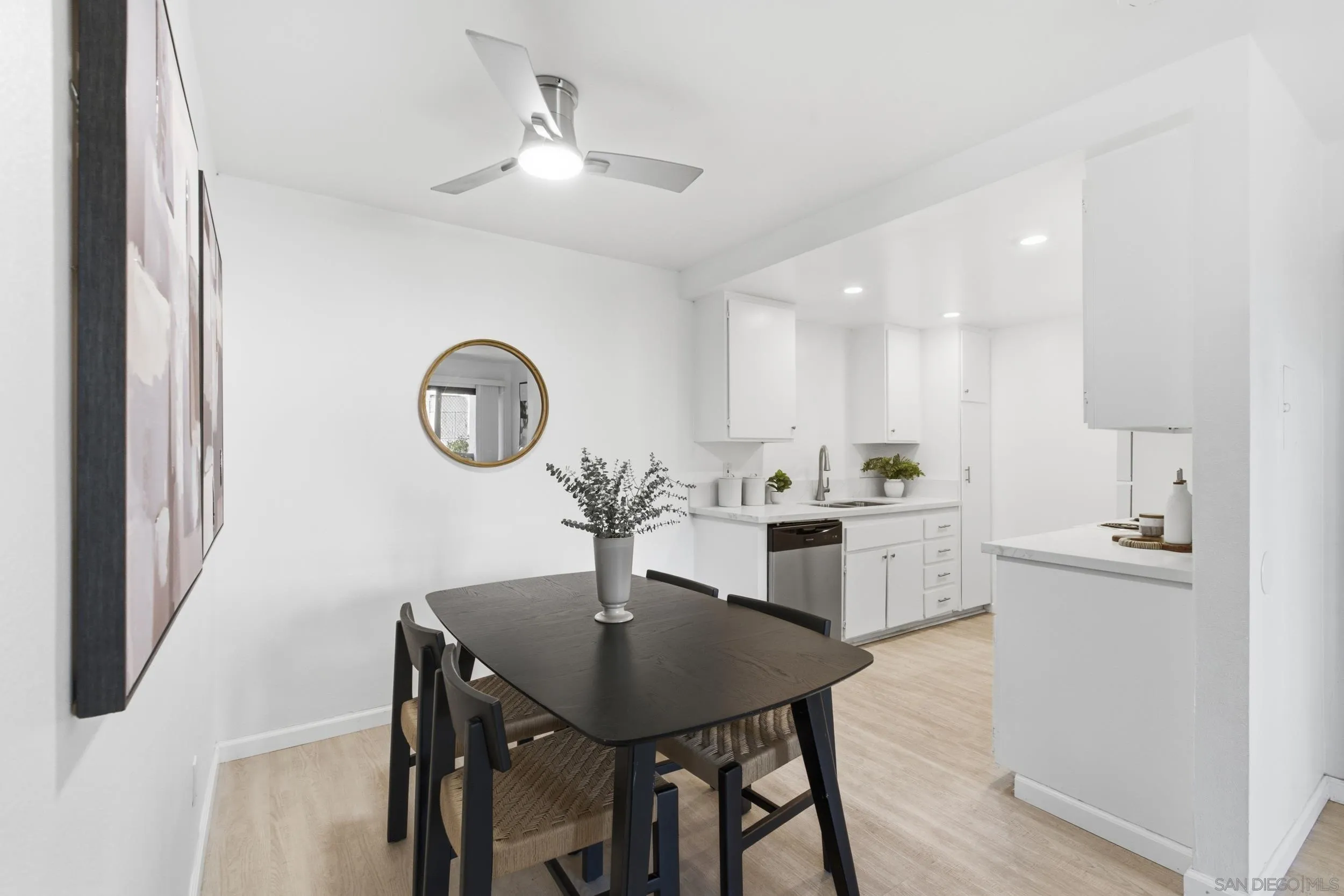 https://cdn.realtyfeed.com/cdn/127/260021014/f23f2d960b48784d282b097afa624ff9.webp