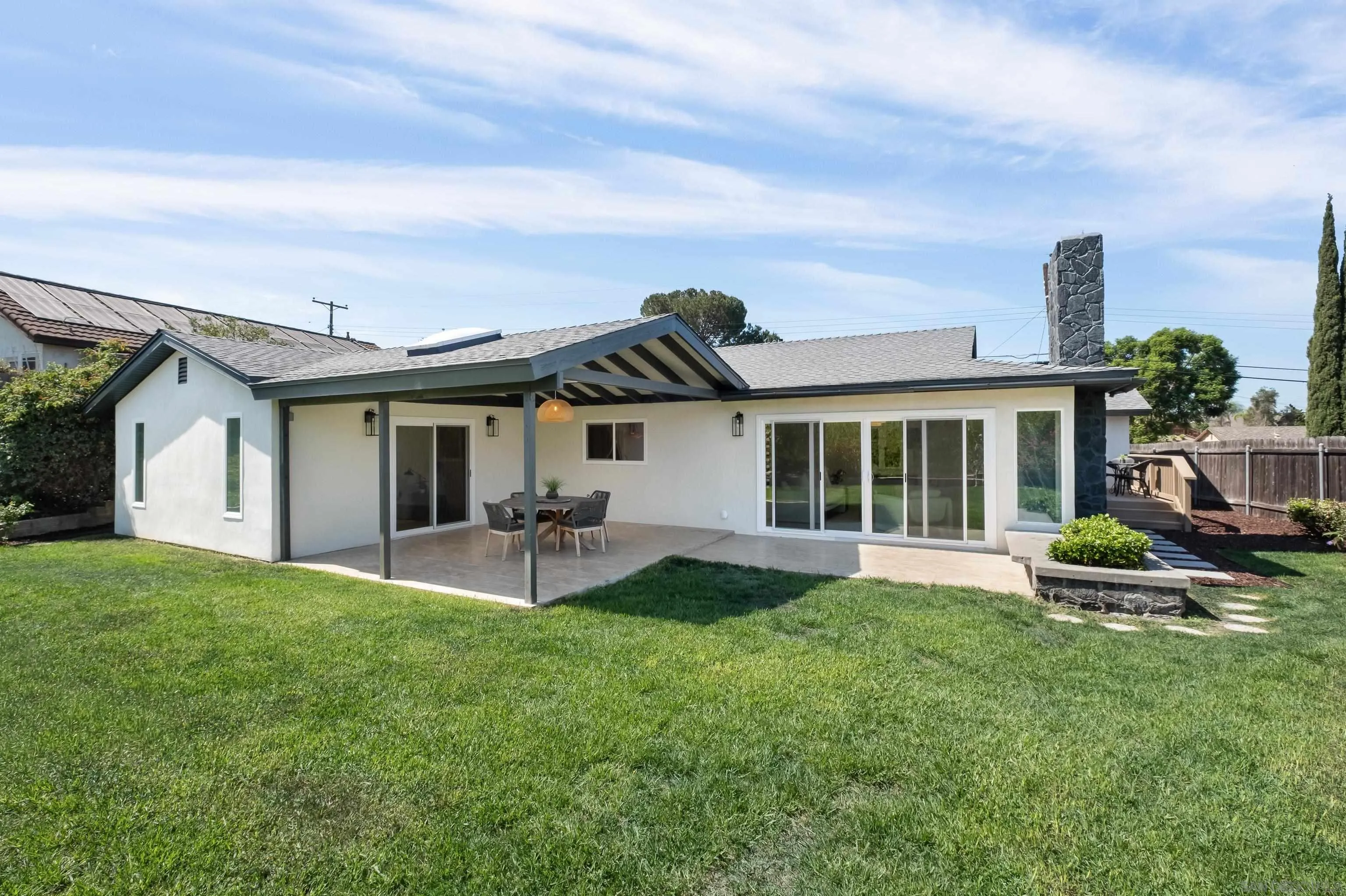 https://cdn.realtyfeed.com/cdn/127/260021016/09137f34dbf3a38f2cf8970db30f5573.webp