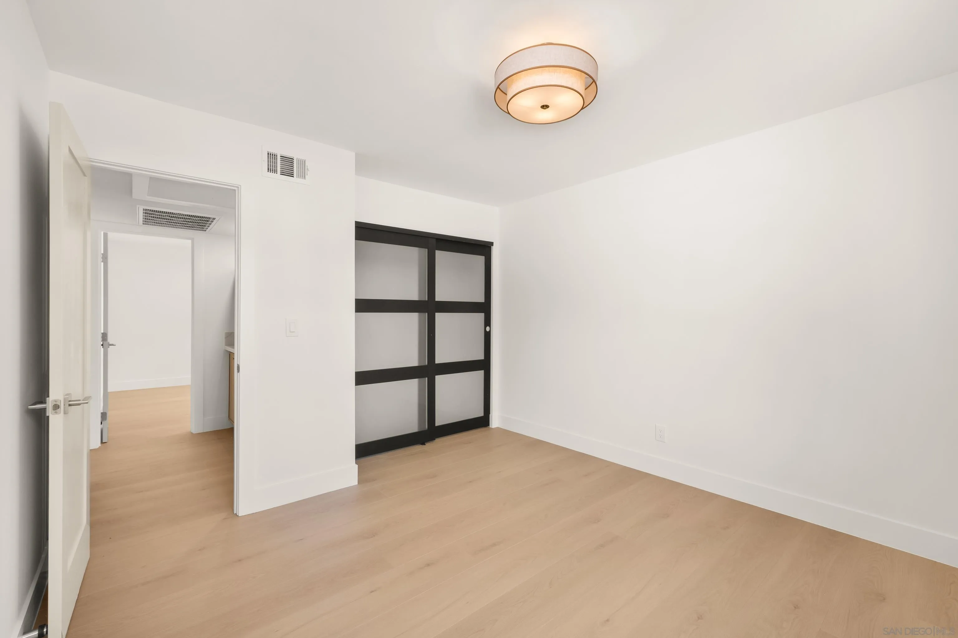 https://cdn.realtyfeed.com/cdn/127/260021016/3f9d5bf96e2188ece31ba0d879662ee9.webp