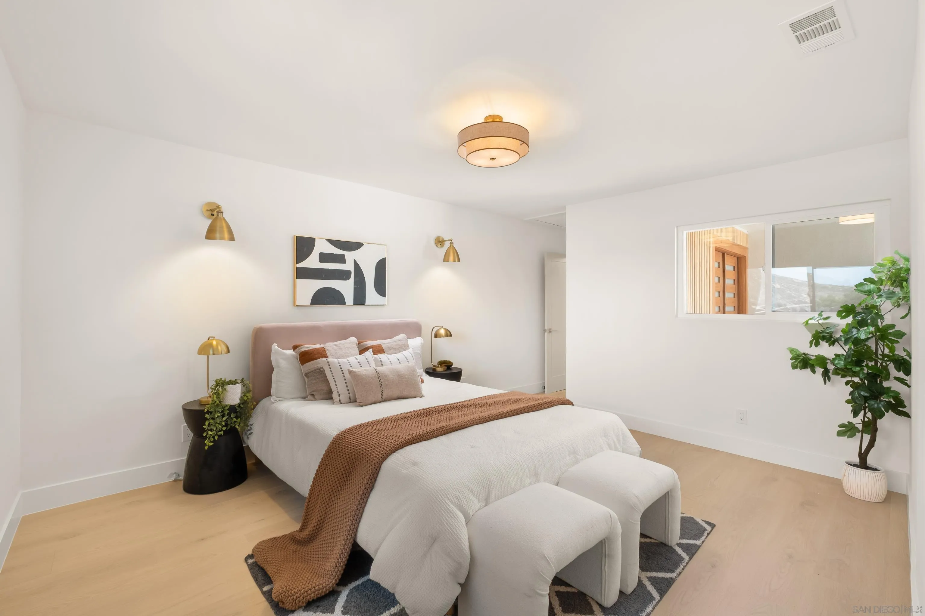https://cdn.realtyfeed.com/cdn/127/260021016/abc803b90428d591b141ef605f2eb801.webp