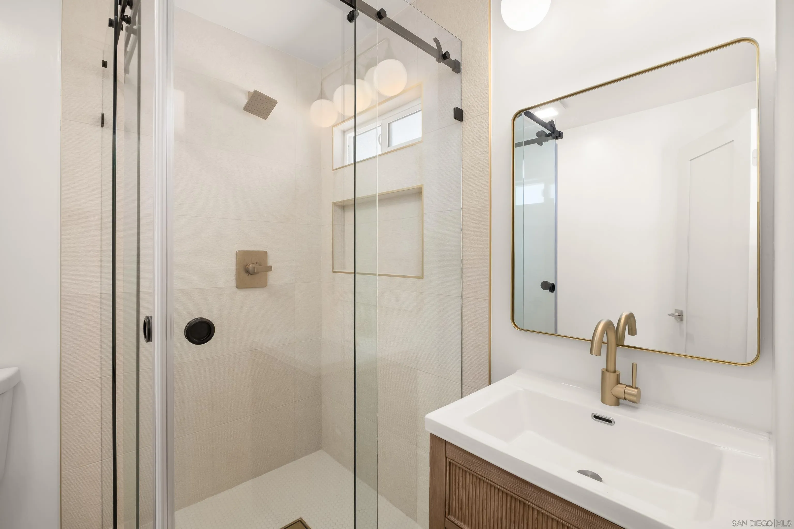 https://cdn.realtyfeed.com/cdn/127/260021016/f7618ad5b07f437ac0ea8f4b43804896.webp