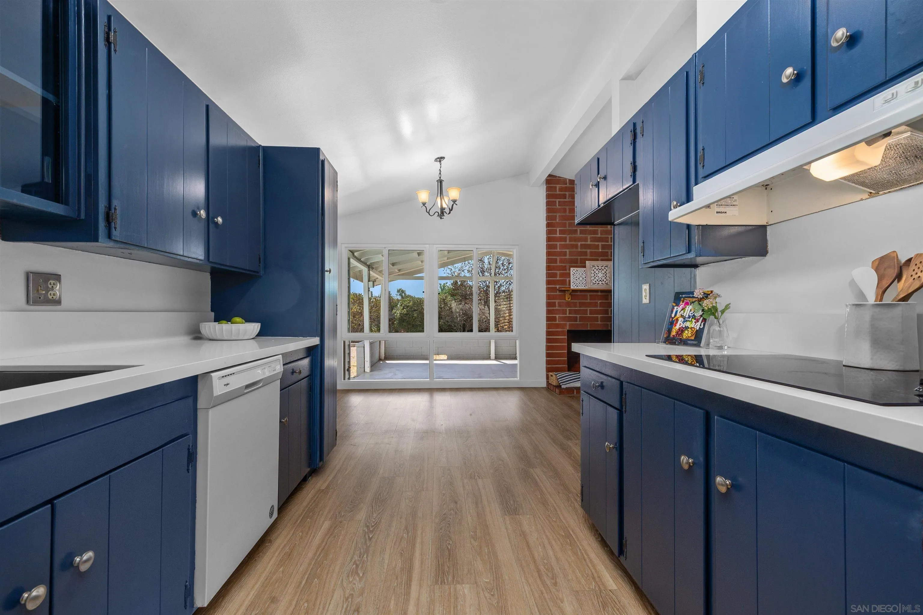https://cdn.realtyfeed.com/cdn/127/260021017/4fc5d5d049d634d5f946e5e9ca011c9d.webp