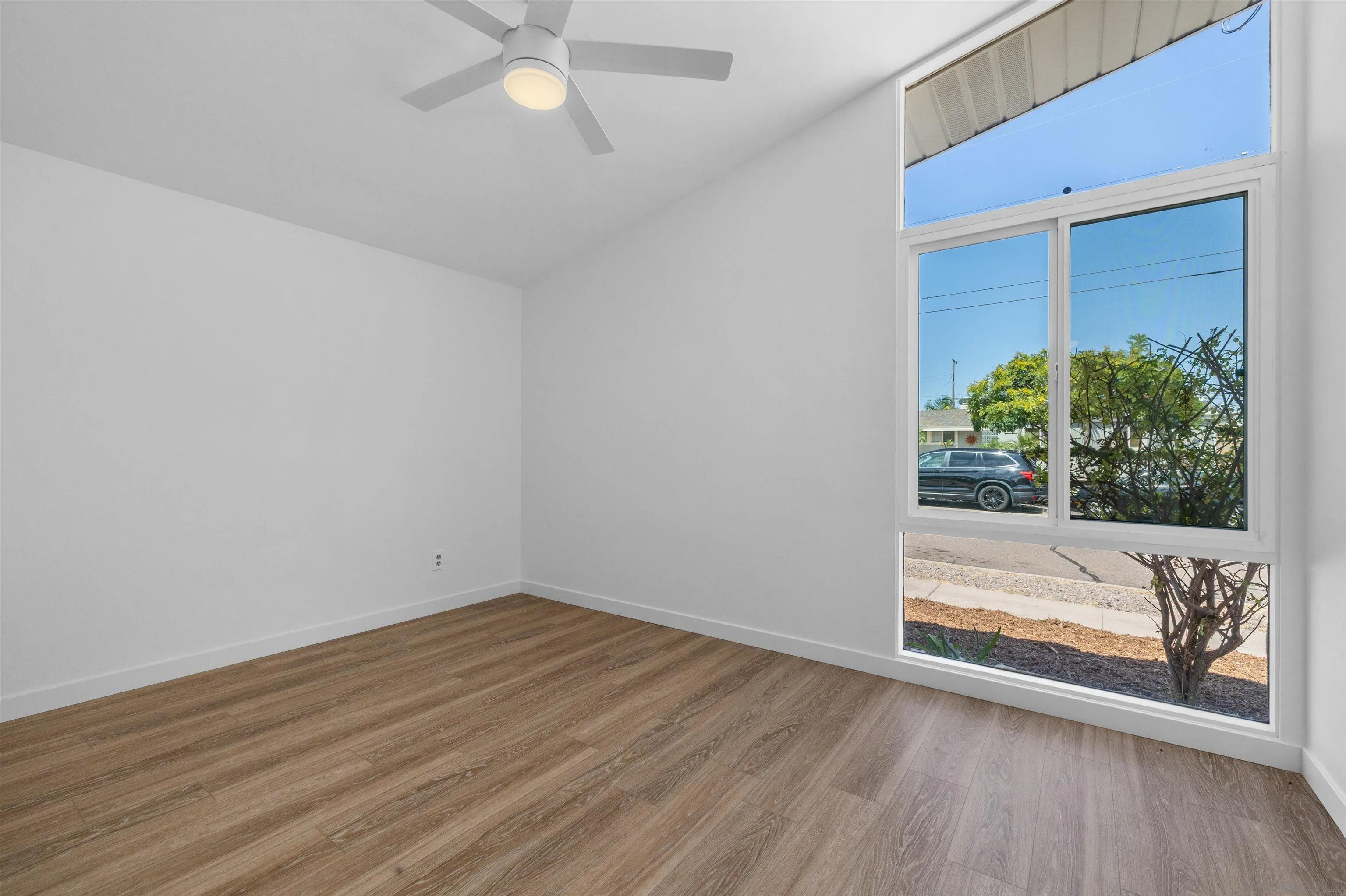 https://cdn.realtyfeed.com/cdn/127/260021017/6874bc8a2257bef55cf47360aa98a832.webp