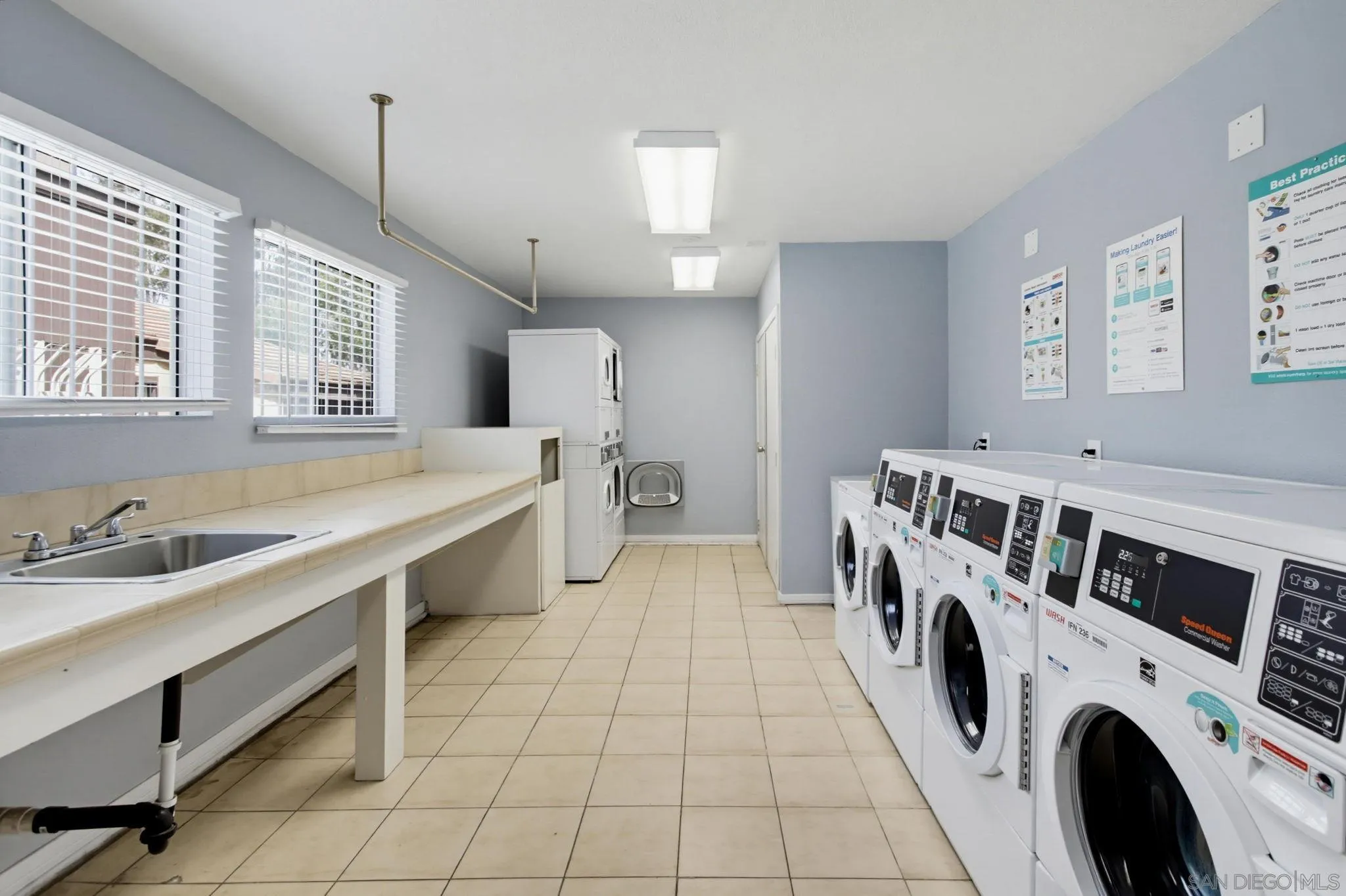 https://cdn.realtyfeed.com/cdn/127/260021018/10b7fbf4e3e94c39e924b8460011579a.webp
