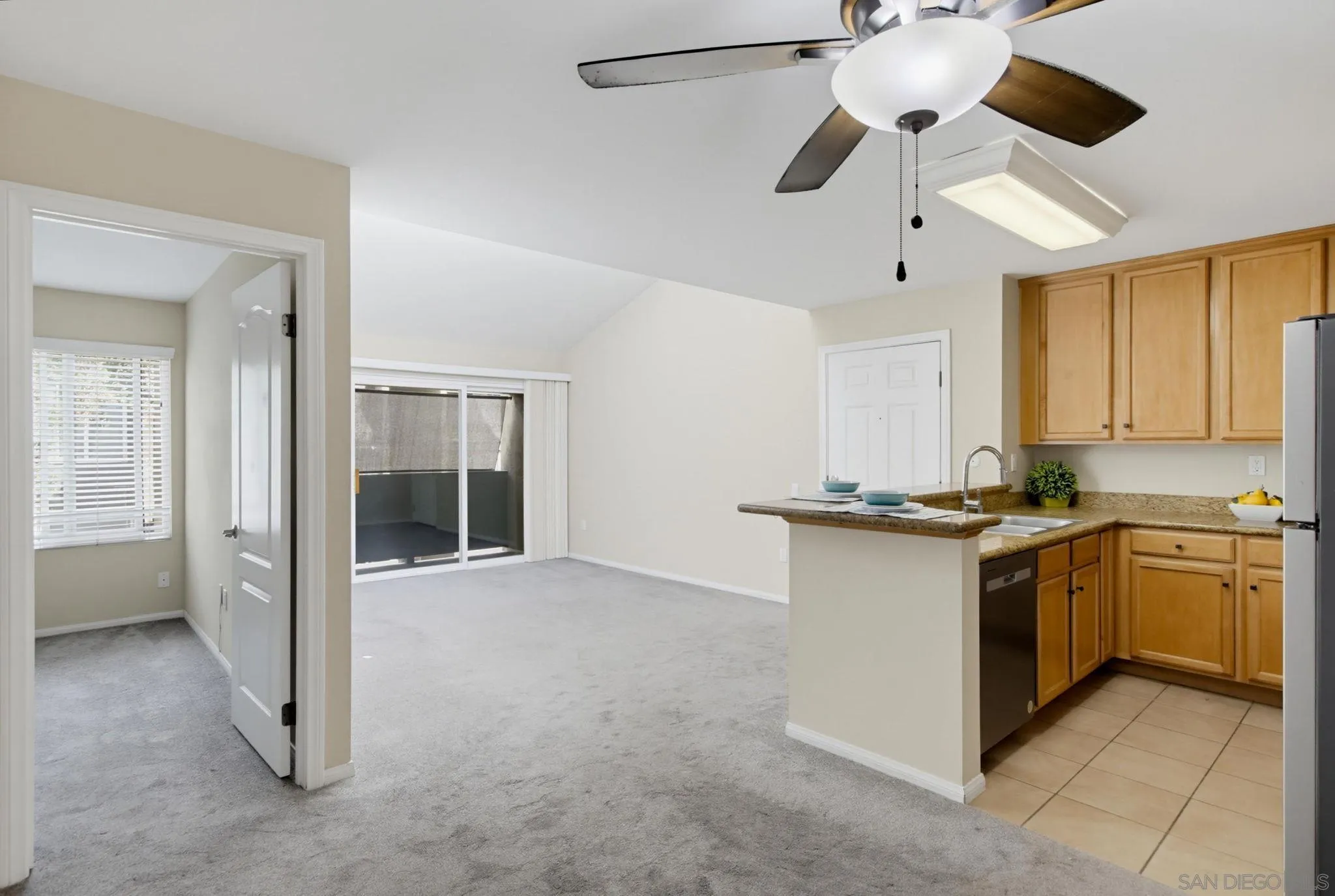https://cdn.realtyfeed.com/cdn/127/260021018/842cb9b6584cd1a883ba0bf3ed9550ff.webp