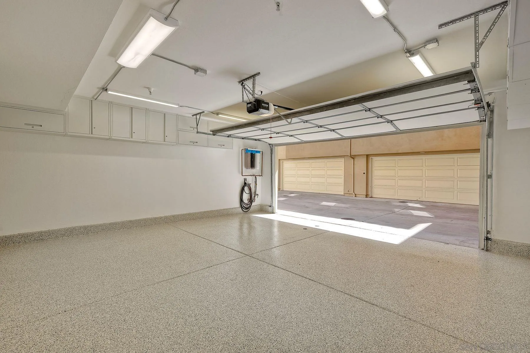 https://cdn.realtyfeed.com/cdn/127/260021022/3a1de4559f54c6e8a07f92d26ada29f7.webp