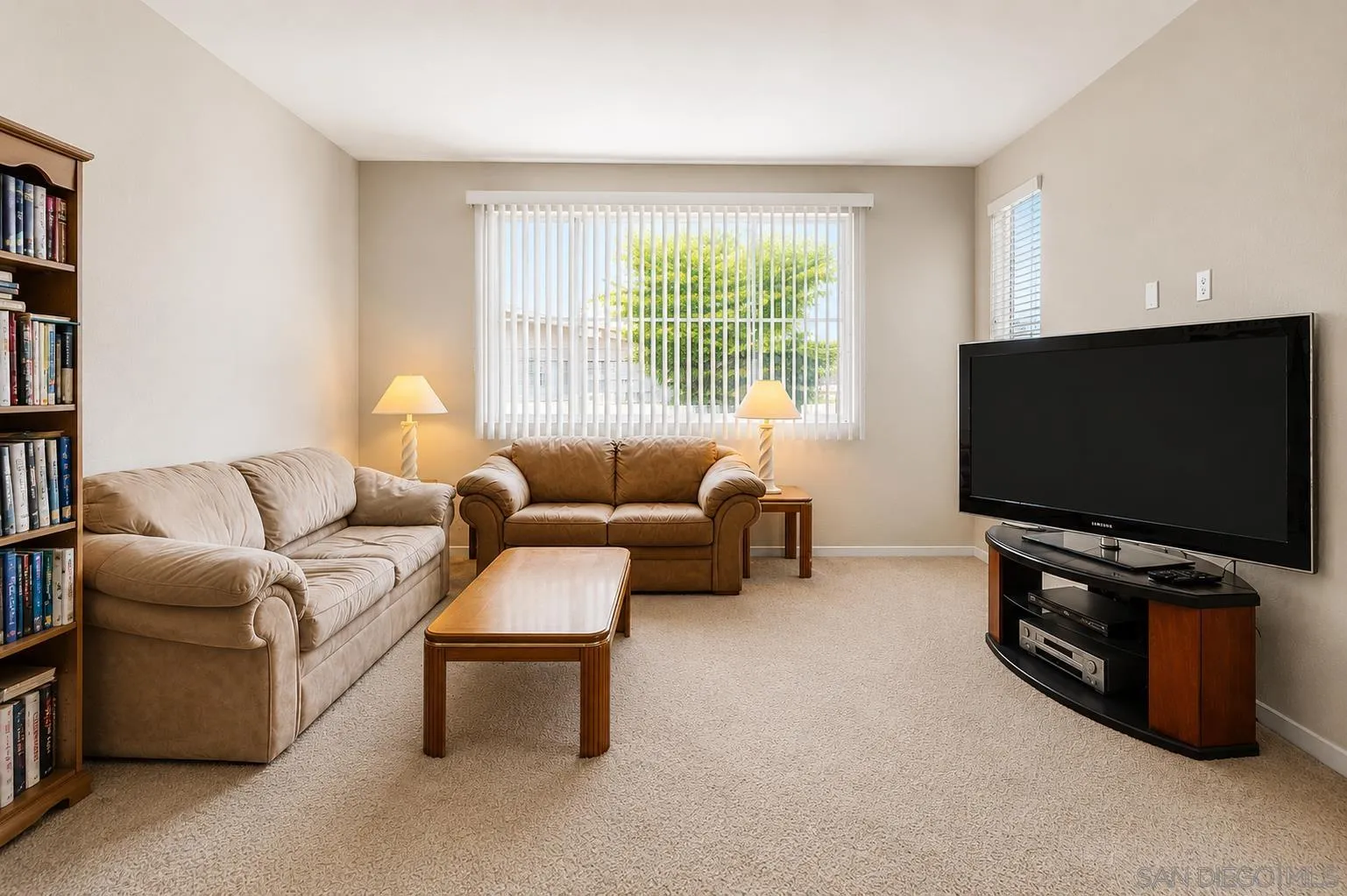 https://cdn.realtyfeed.com/cdn/127/260021023/bb85e6bd1b26b720a5e82201cf664641.webp
