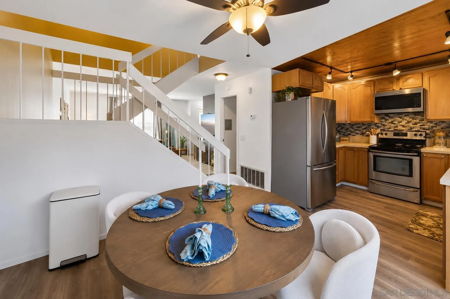 https://cdn.realtyfeed.com/cdn/127/260021024/c49921932069f71f346ff6c820ad8ac4.webp