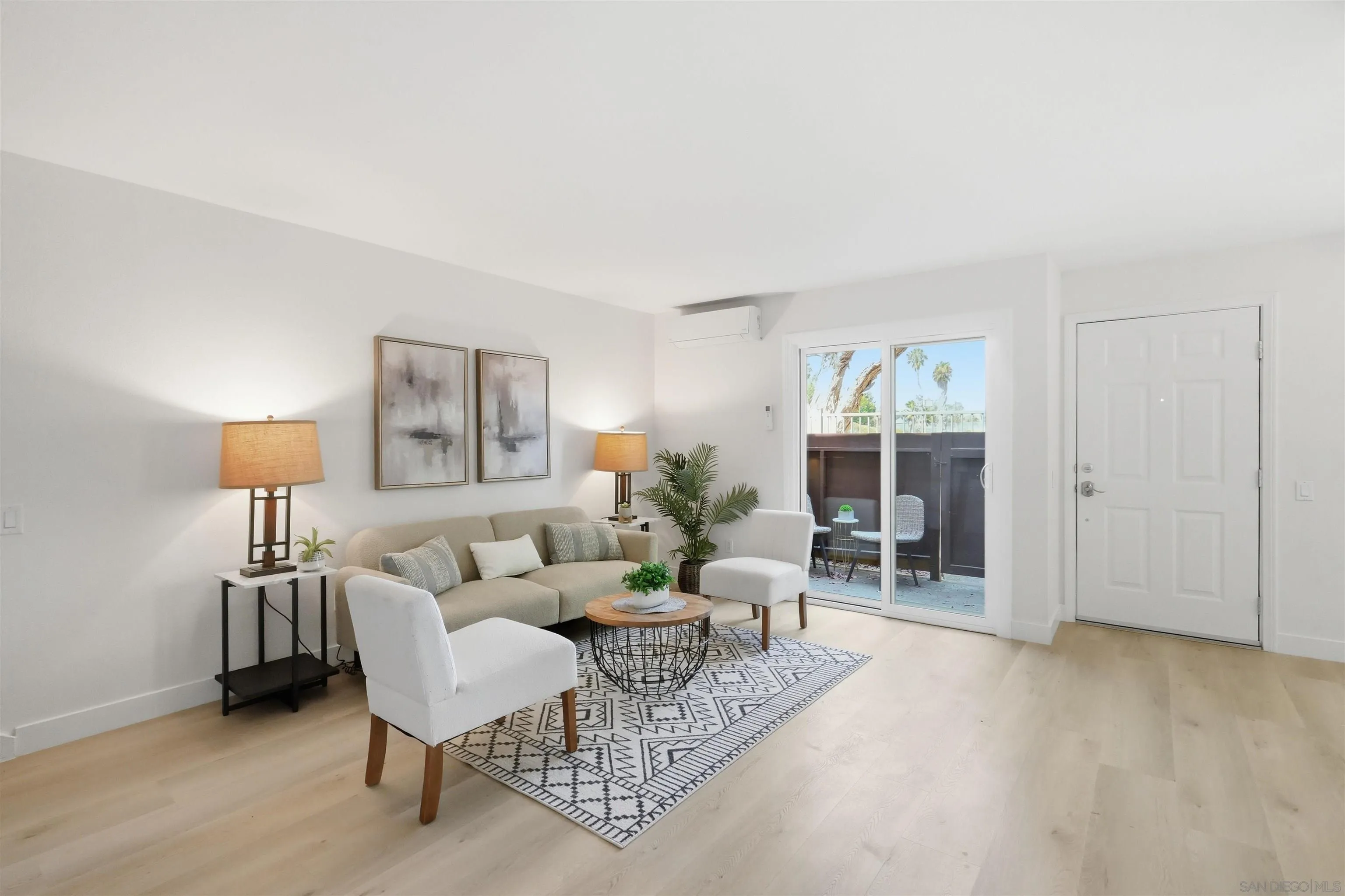https://cdn.realtyfeed.com/cdn/127/260021027/1a8fcc4e585de46f59d3ca38394574f1.webp