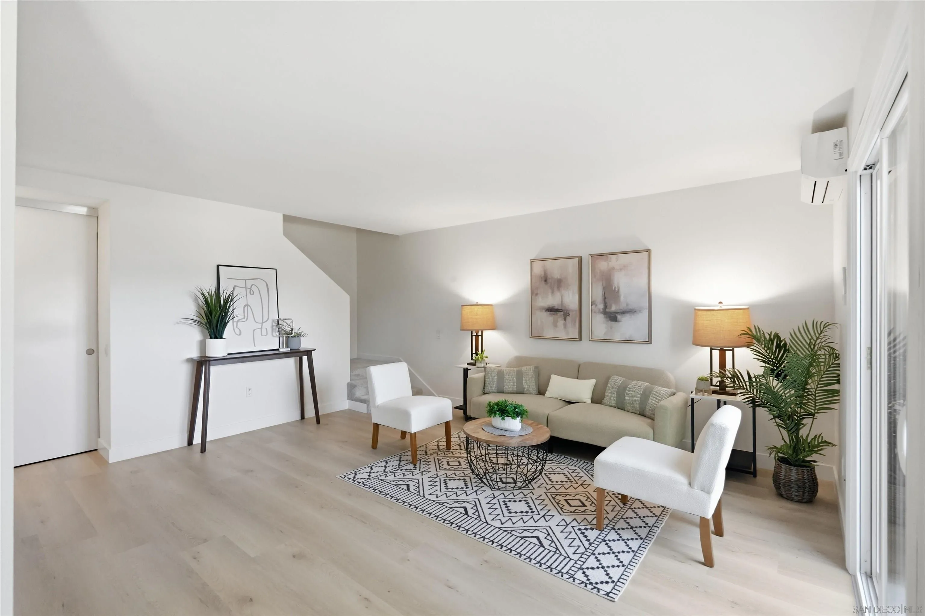 https://cdn.realtyfeed.com/cdn/127/260021027/64214065c0a7f5eca6492ef95d1210dd.webp