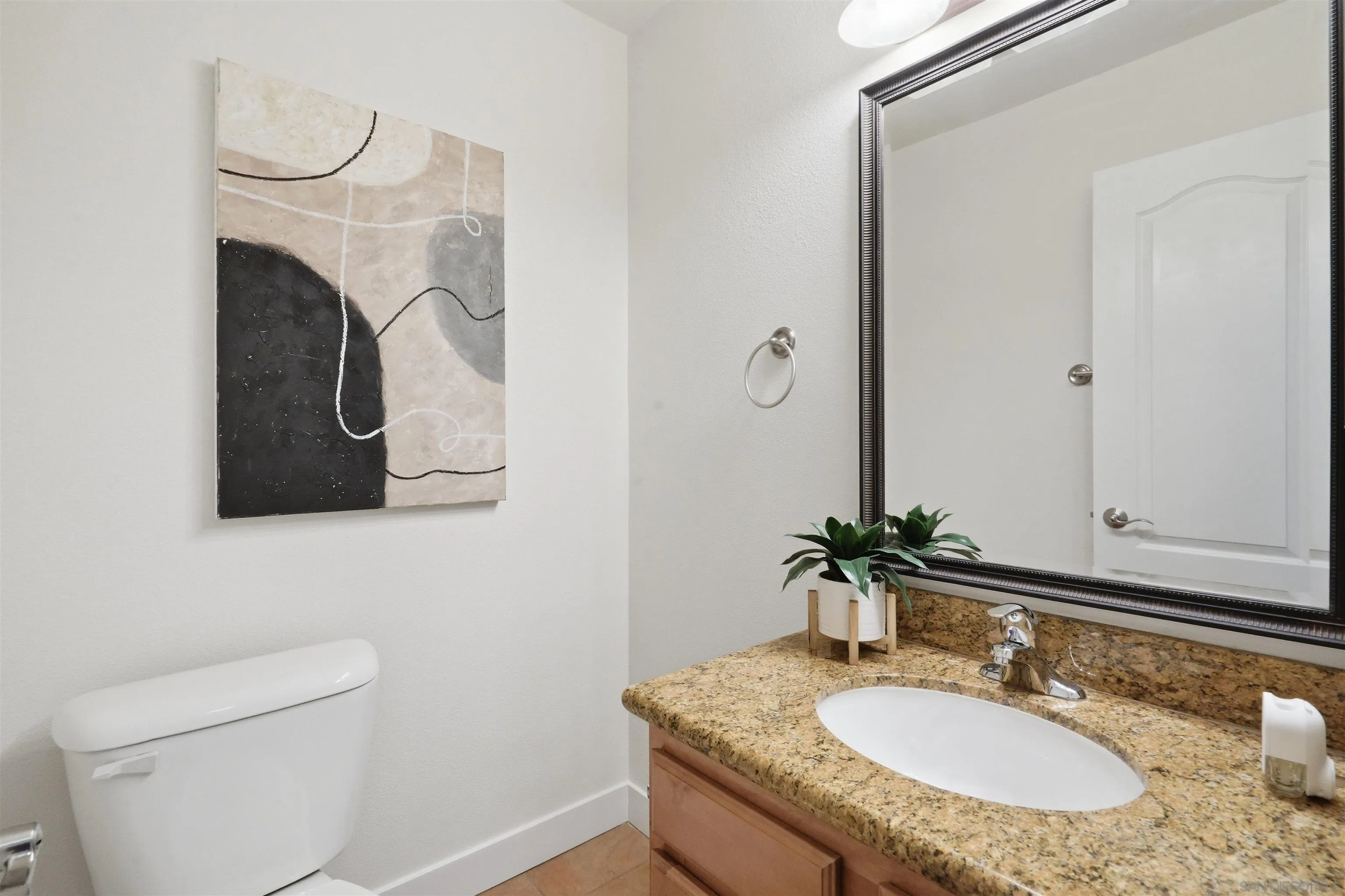 https://cdn.realtyfeed.com/cdn/127/260021027/8dc3b113f0da38ebe4db6f017c48090e.webp