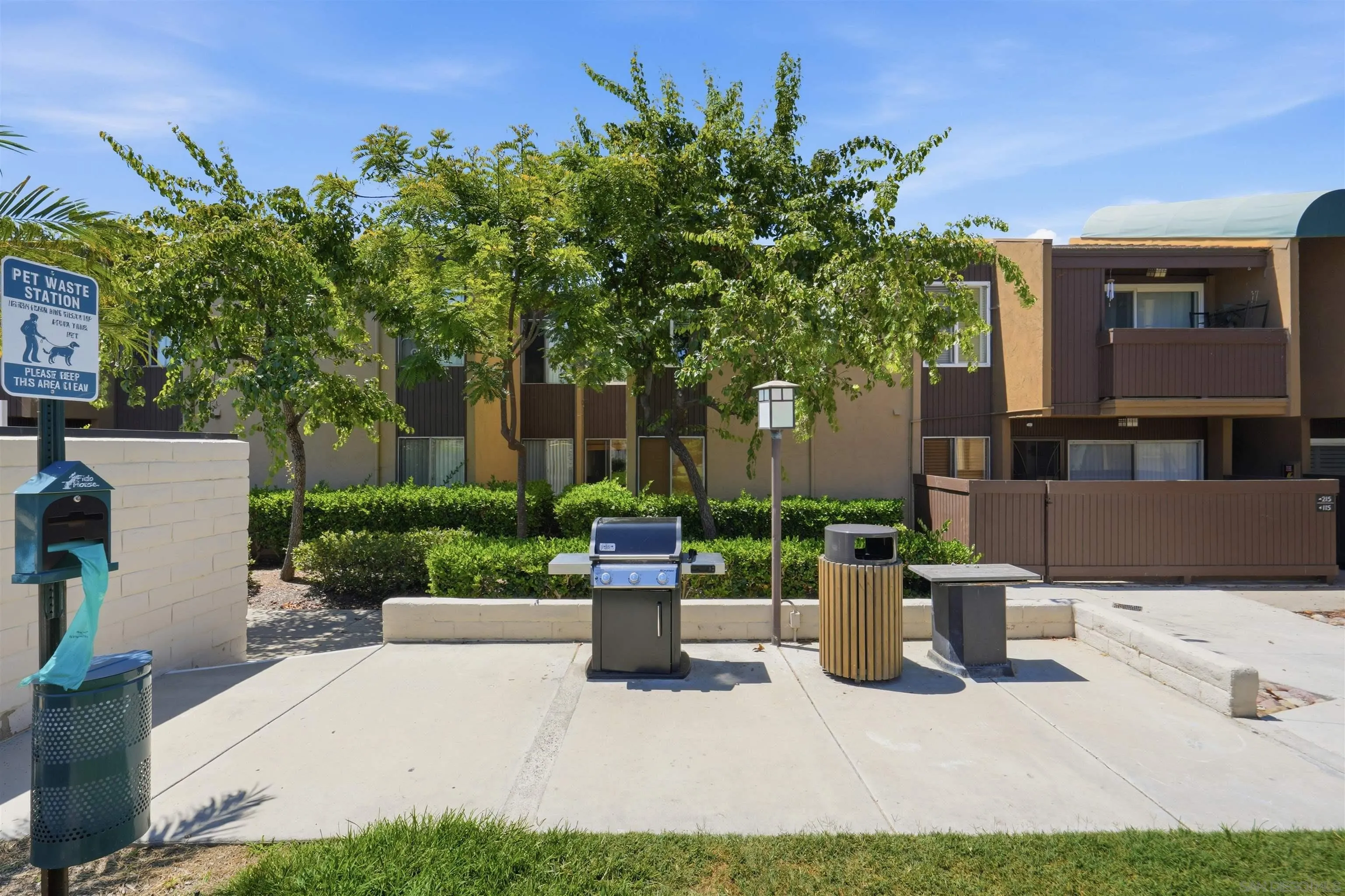 https://cdn.realtyfeed.com/cdn/127/260021027/8fed0b2e9debc325fb2b4a9305ed4f21.webp