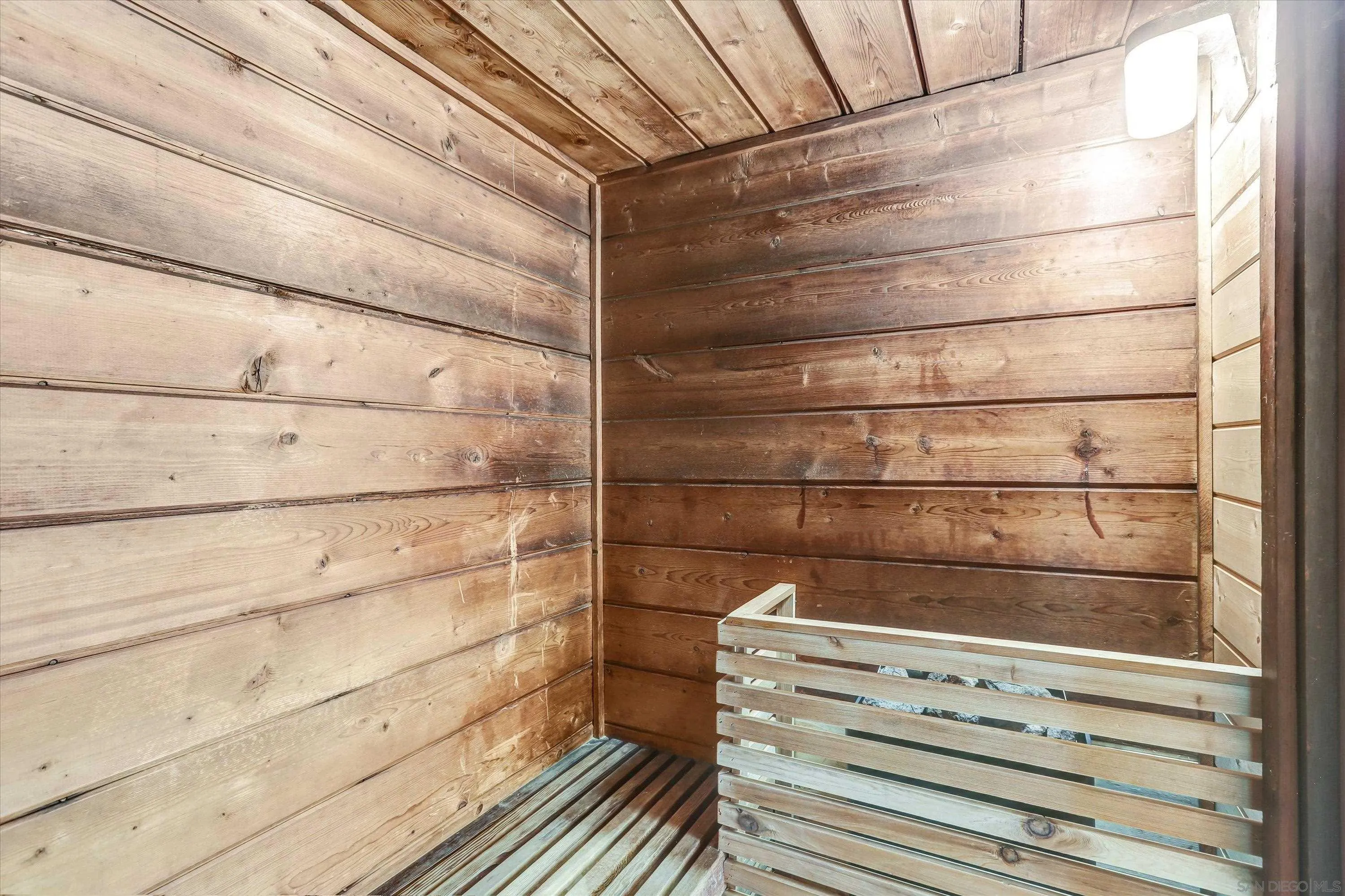 https://cdn.realtyfeed.com/cdn/127/260021028/08193f0b30a712b8281372cbfd2fdbef.webp
