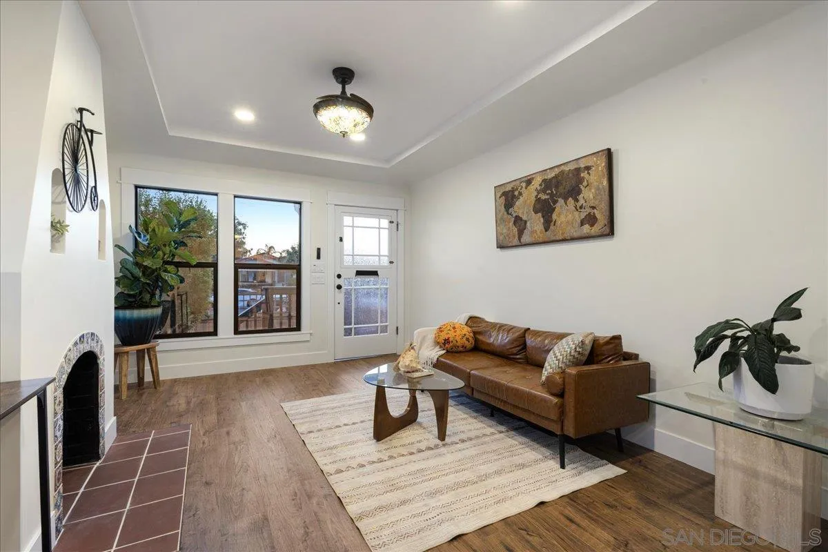 https://cdn.realtyfeed.com/cdn/127/260021029/24b9b52d0ce0aba37029eedc0dbe53bb.webp