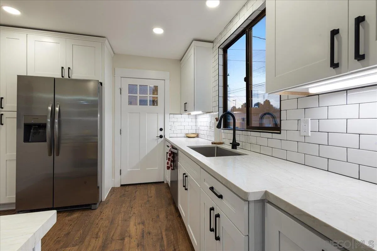 https://cdn.realtyfeed.com/cdn/127/260021029/399cf3f3c829b801ae15c0be1da2975e.webp