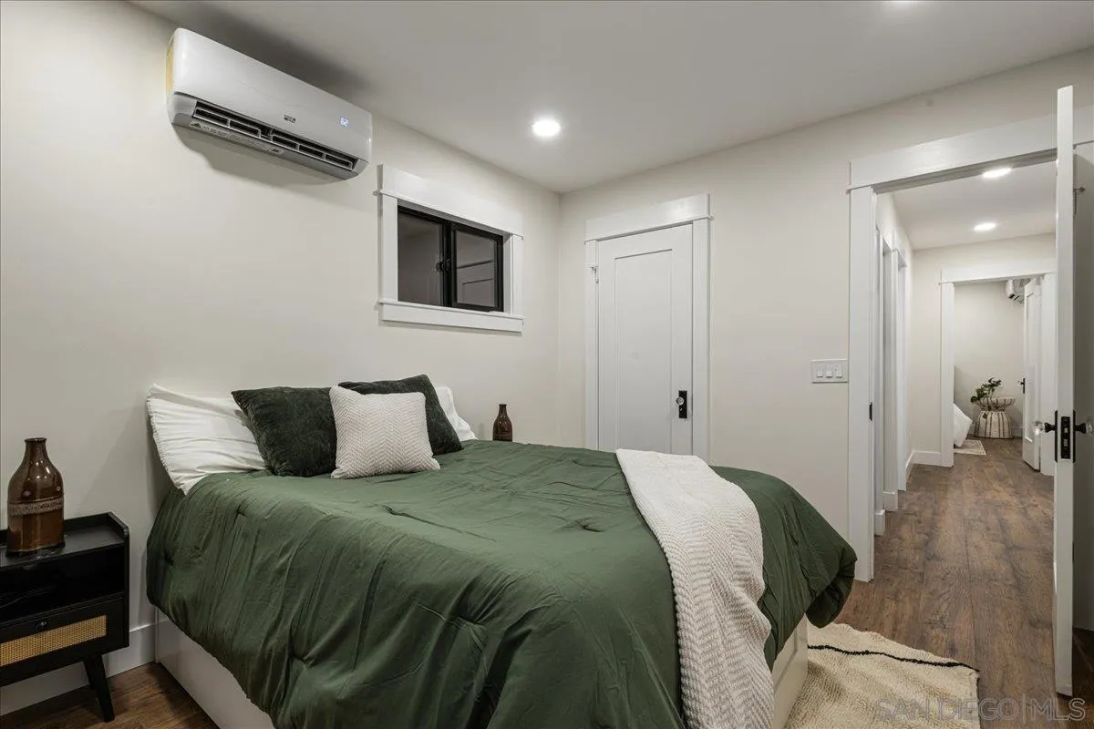 https://cdn.realtyfeed.com/cdn/127/260021029/cc3b4edeec98174085a9522fbbe38788.webp