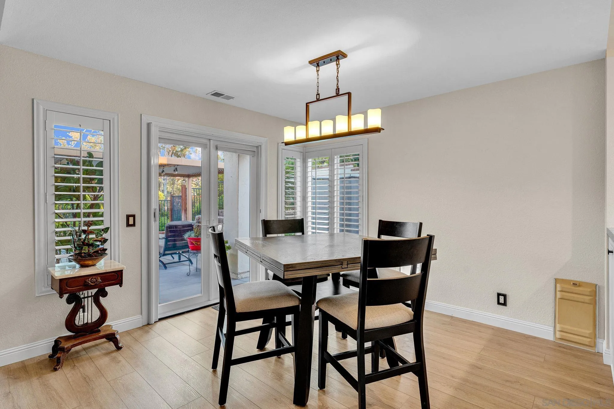 https://cdn.realtyfeed.com/cdn/127/260021032/336ccea97e6a73fd1057e307d3096685.webp