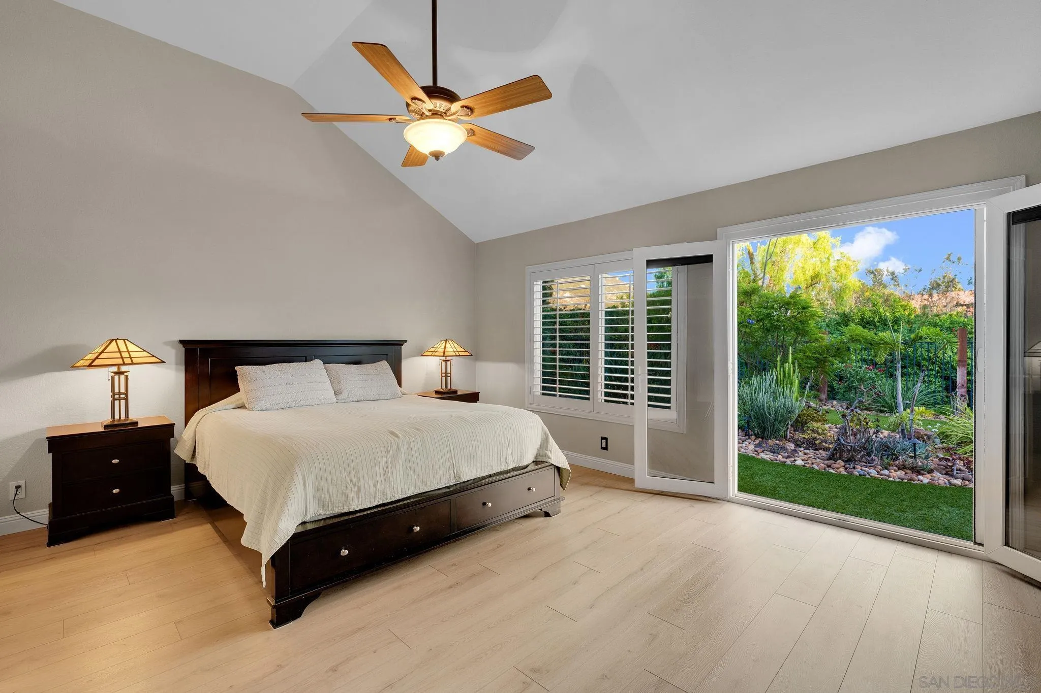 https://cdn.realtyfeed.com/cdn/127/260021032/57990992405d1a8dfe26f061dc233a35.webp