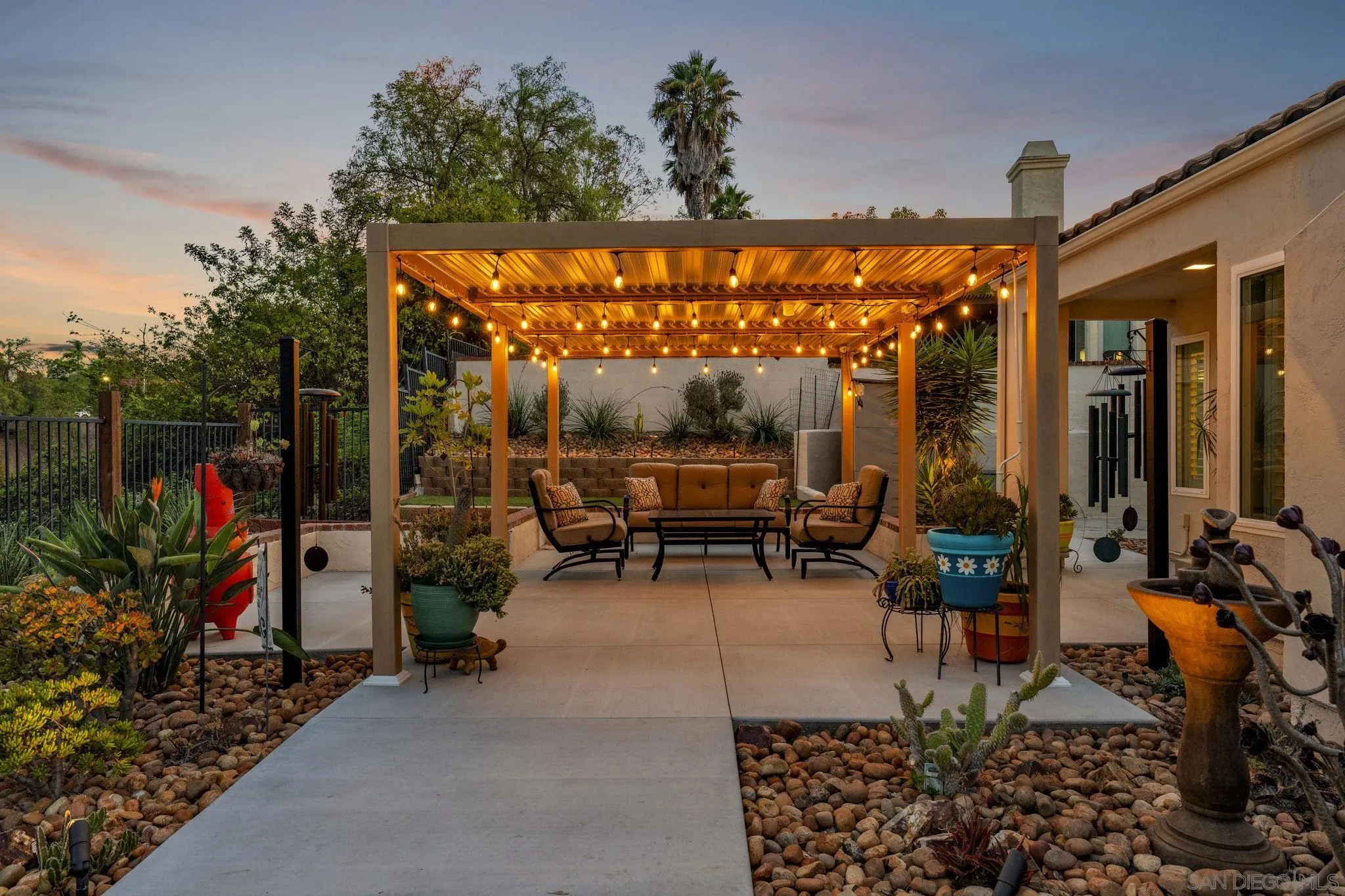 https://cdn.realtyfeed.com/cdn/127/260021032/8e092f19aa43fdc67523f707c6c37460.webp