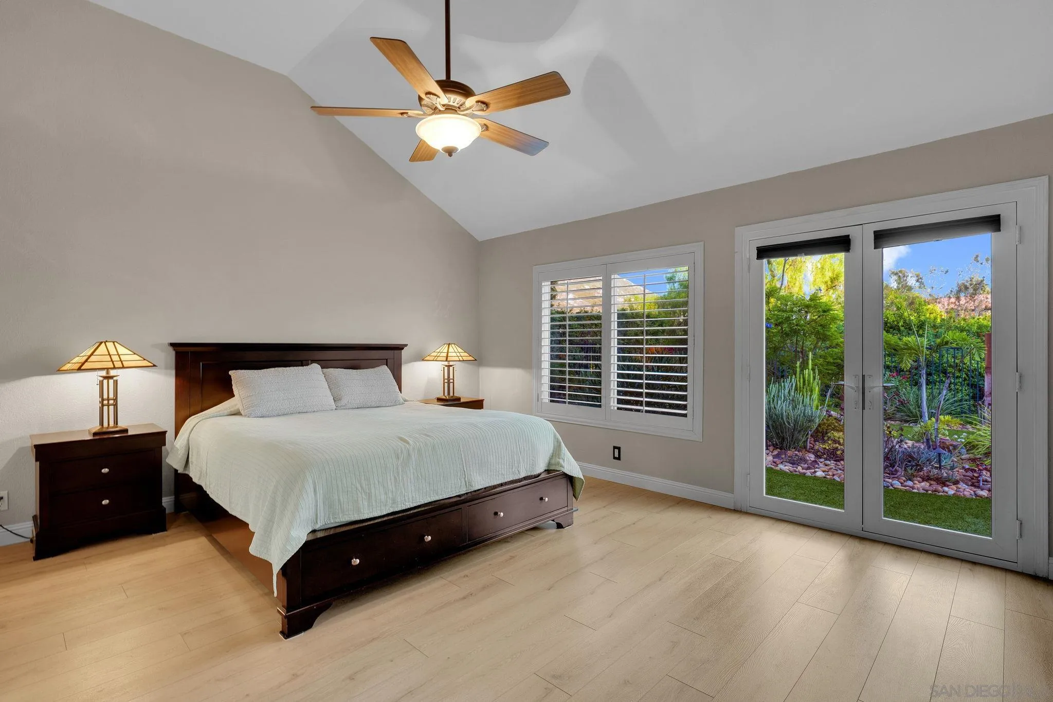 https://cdn.realtyfeed.com/cdn/127/260021032/ae0881e7812cc80761beae39a2efb421.webp