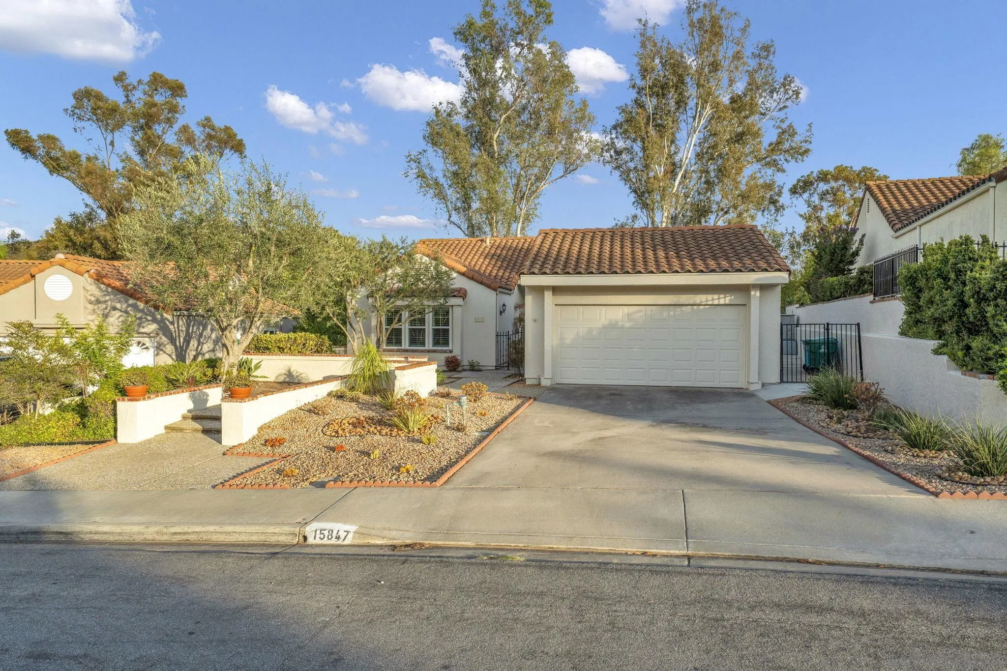 https://cdn.realtyfeed.com/cdn/127/260021032/cb878294c00bf6d1e1c835bdceec0d1b.webp