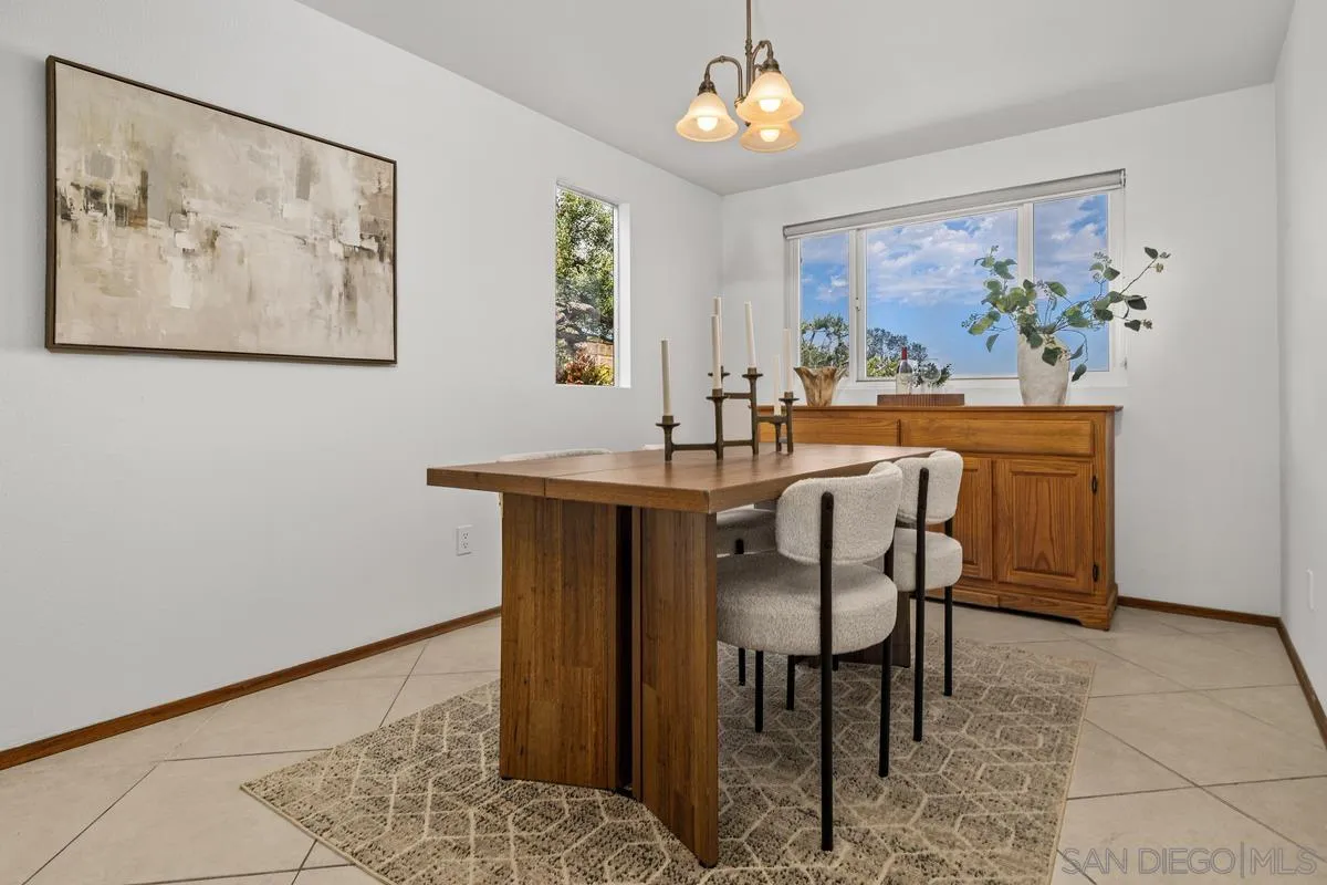 https://cdn.realtyfeed.com/cdn/127/260021039/2d240b3fadea5112f98b054ff2791a0c.webp