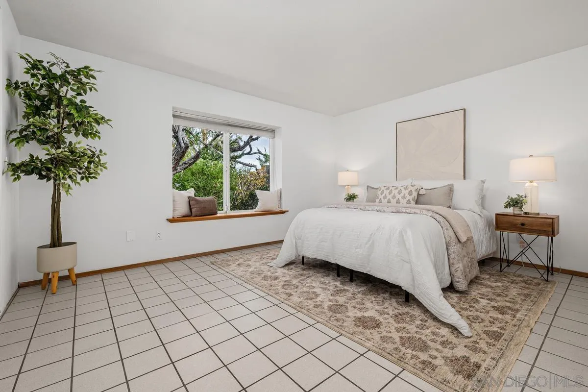 https://cdn.realtyfeed.com/cdn/127/260021039/86806649c5c05da97b3146ce1642a18b.webp