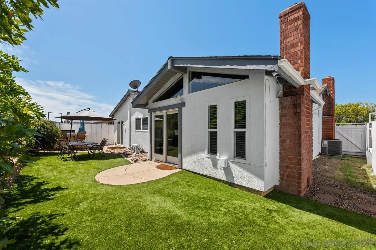 https://cdn.realtyfeed.com/cdn/127/260021041/5bbbba2391f9d227e63729db4092066c.webp