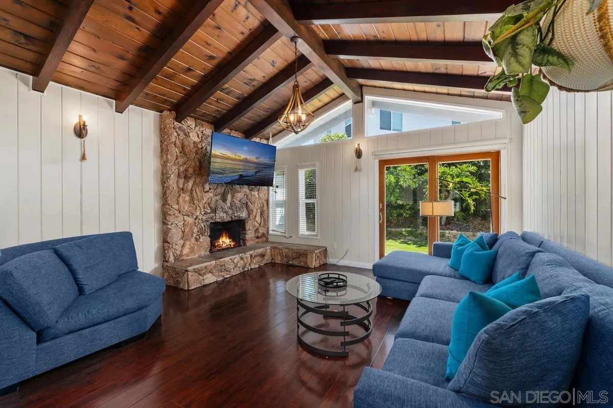https://cdn.realtyfeed.com/cdn/127/260021041/906a9e3134b53b535d2e2e7fd23a1d59.webp