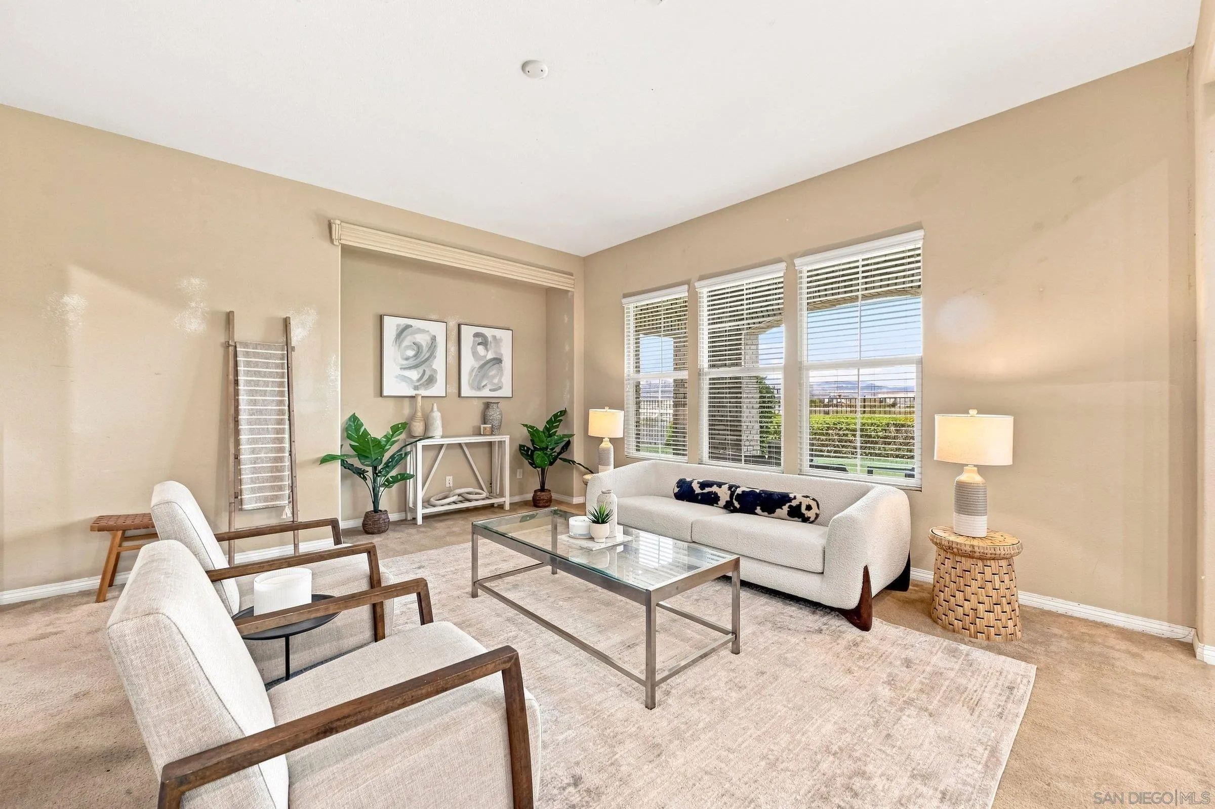 https://cdn.realtyfeed.com/cdn/127/260021045/1691e3f935a5d9353913ca2995ec9991.webp