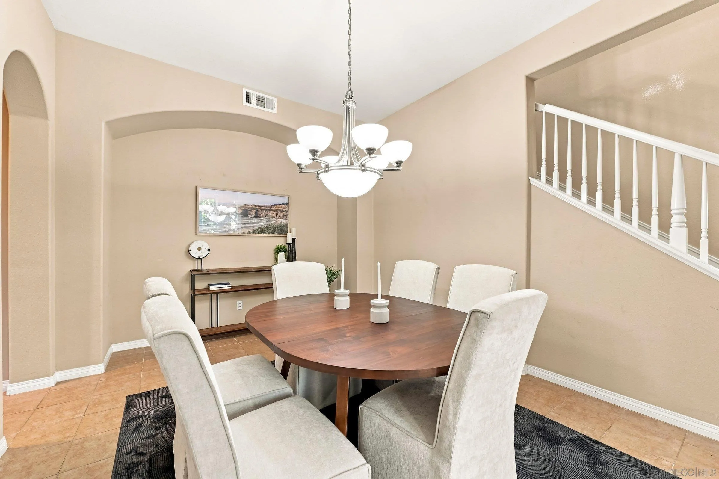 https://cdn.realtyfeed.com/cdn/127/260021045/3c3dac250f6774aeae339a981f0f848a.webp