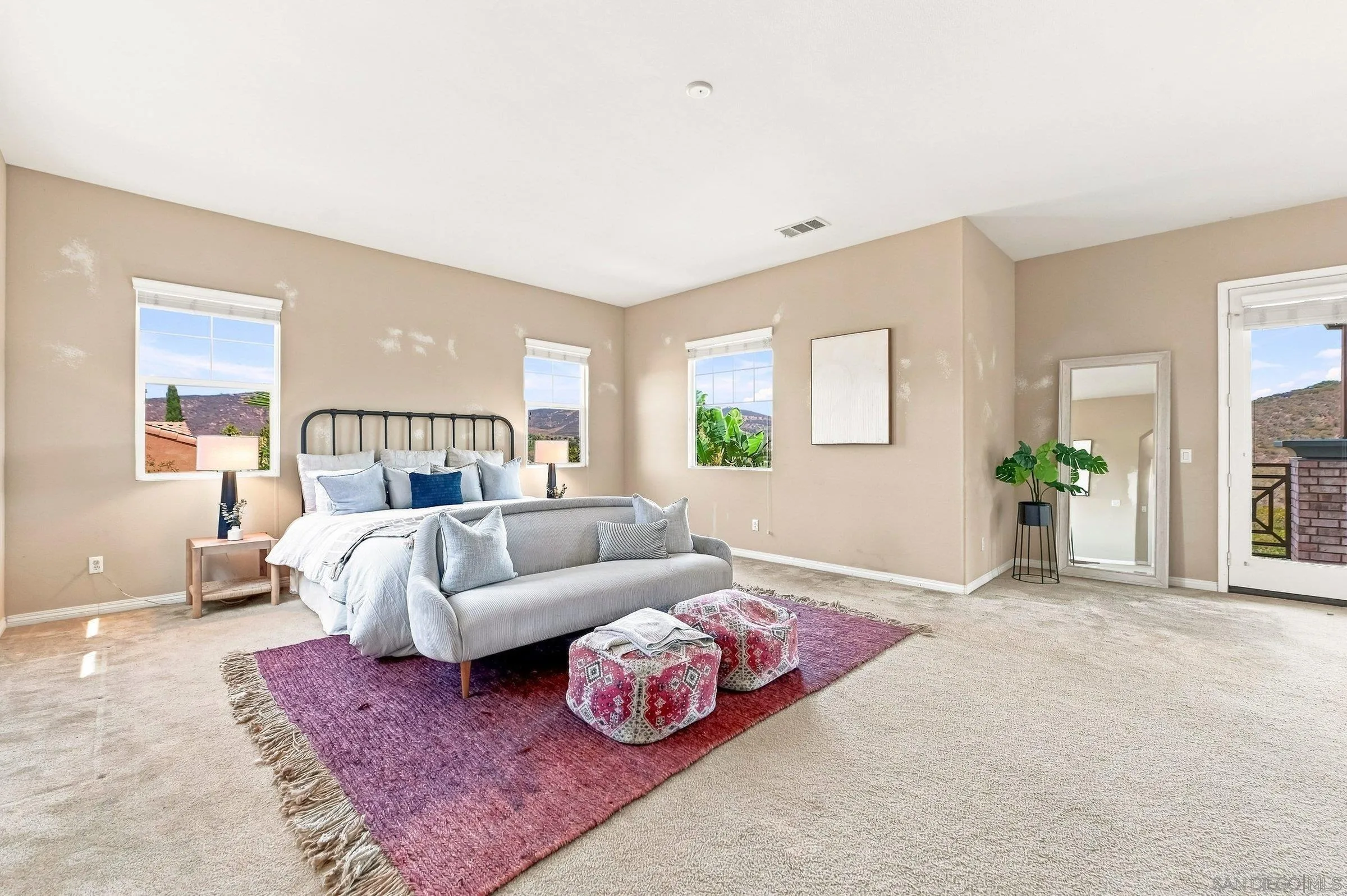 https://cdn.realtyfeed.com/cdn/127/260021045/697b718092154464784f722d6c7614f0.webp