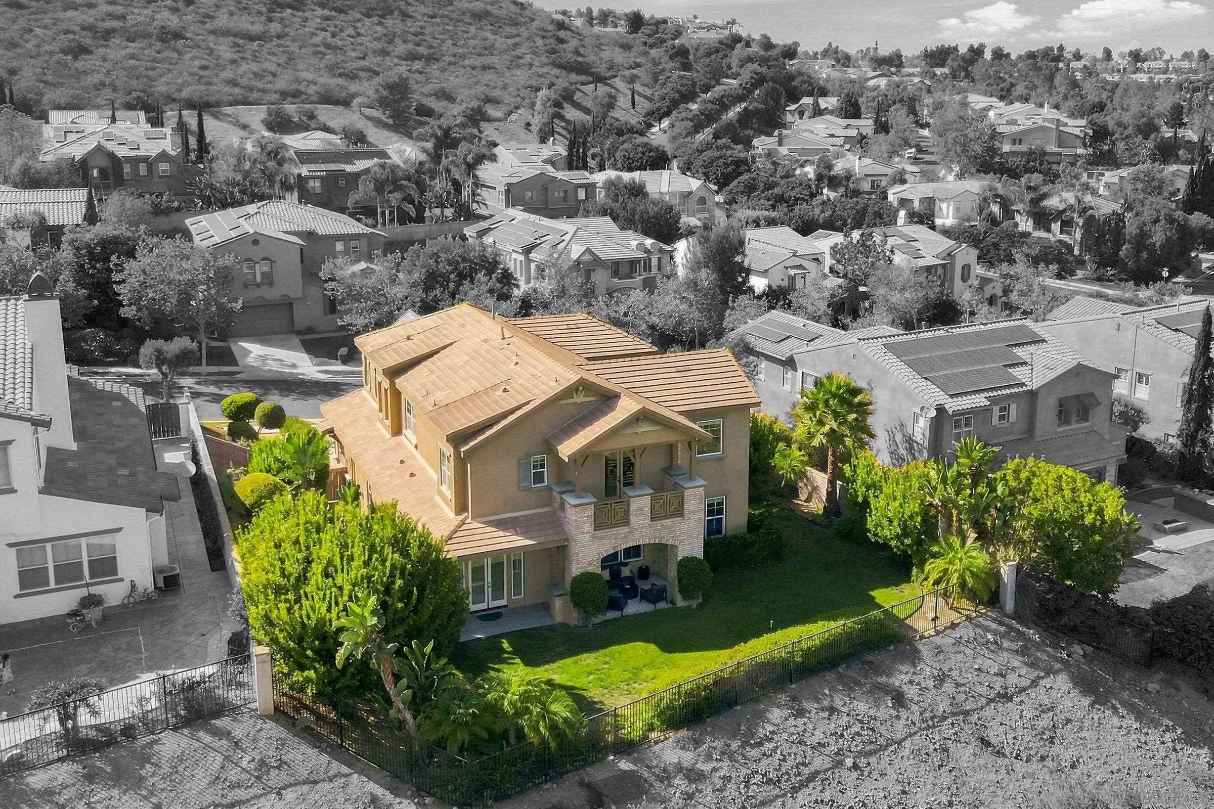 https://cdn.realtyfeed.com/cdn/127/260021045/c49b92b712c480eb1e01d355a44174b4.webp