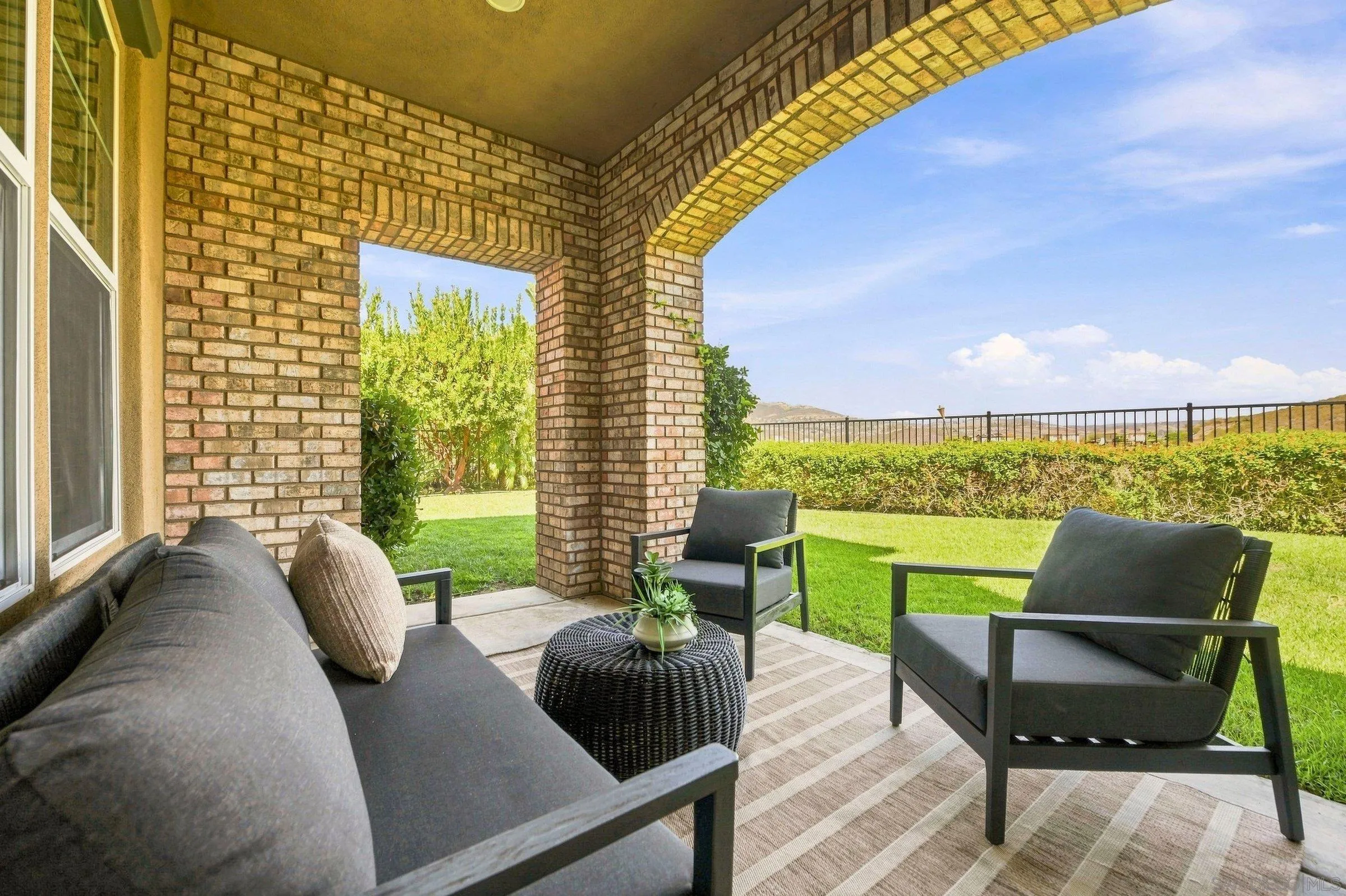 https://cdn.realtyfeed.com/cdn/127/260021045/d498efa696fe07f73bc67df9809ff20e.webp