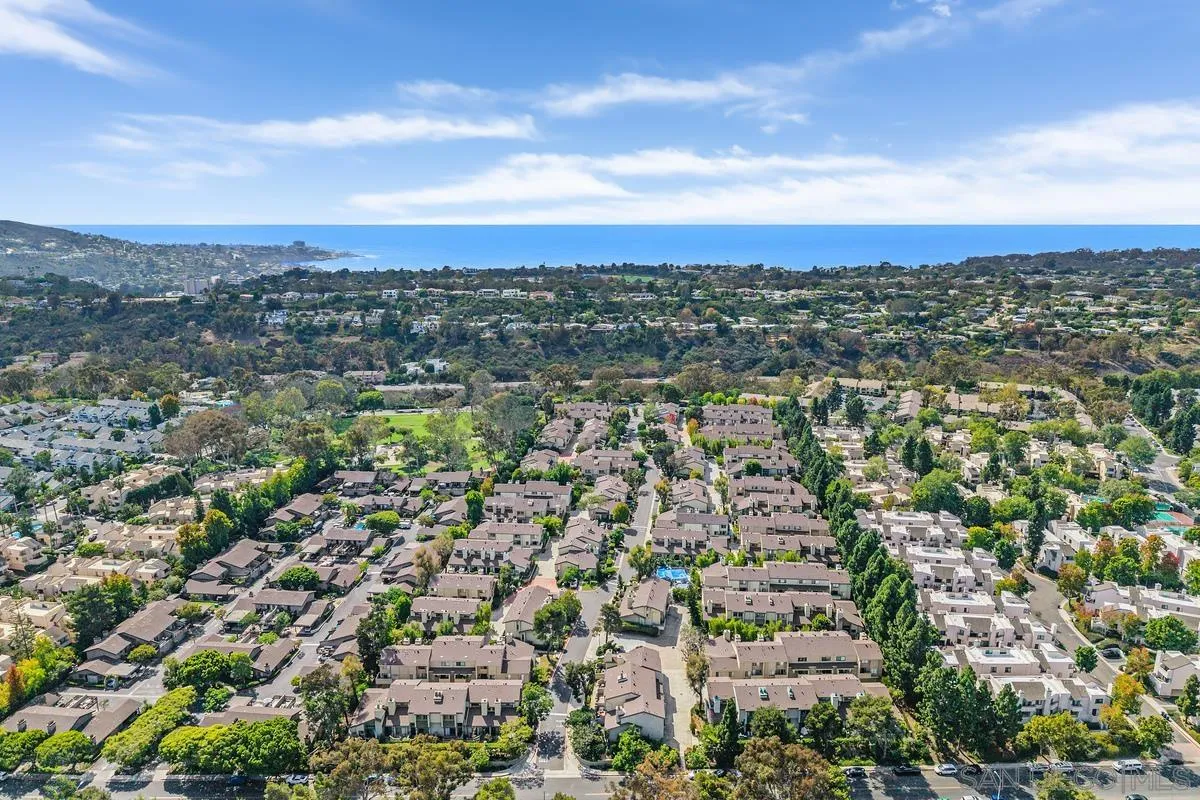 3324 Caminito Eastbluff Unit 159, La Jolla, CA 92037 - Photo 2 of 42, La Jolla, CA