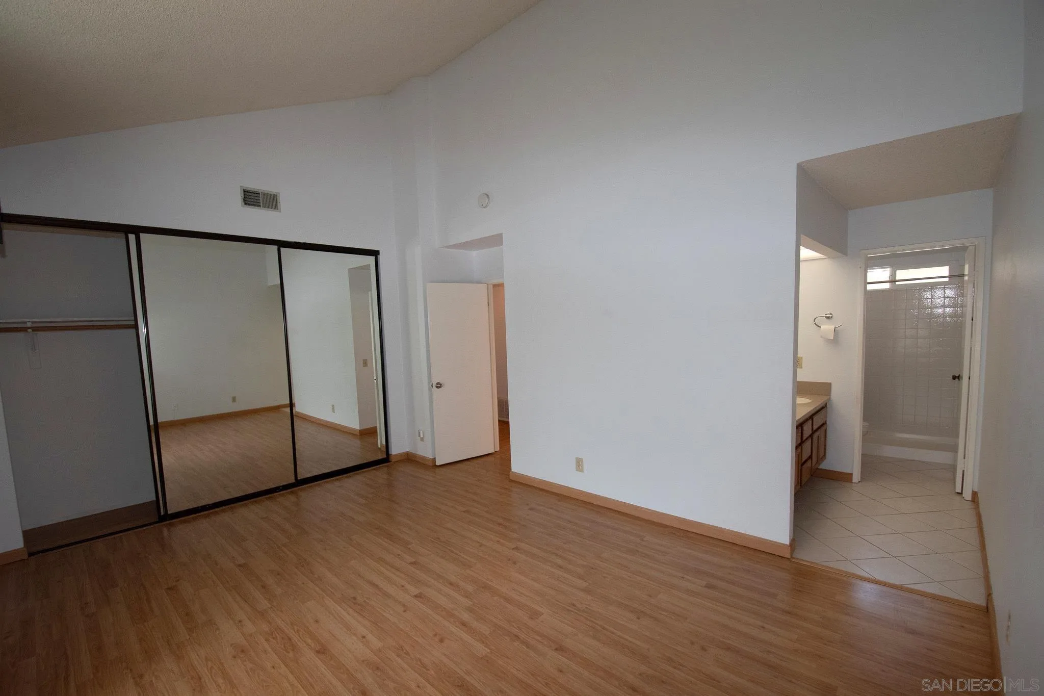 1415 Summit Drive, Chula Vista, CA 91910 - Photo 5 of 19, Chula Vista, CA