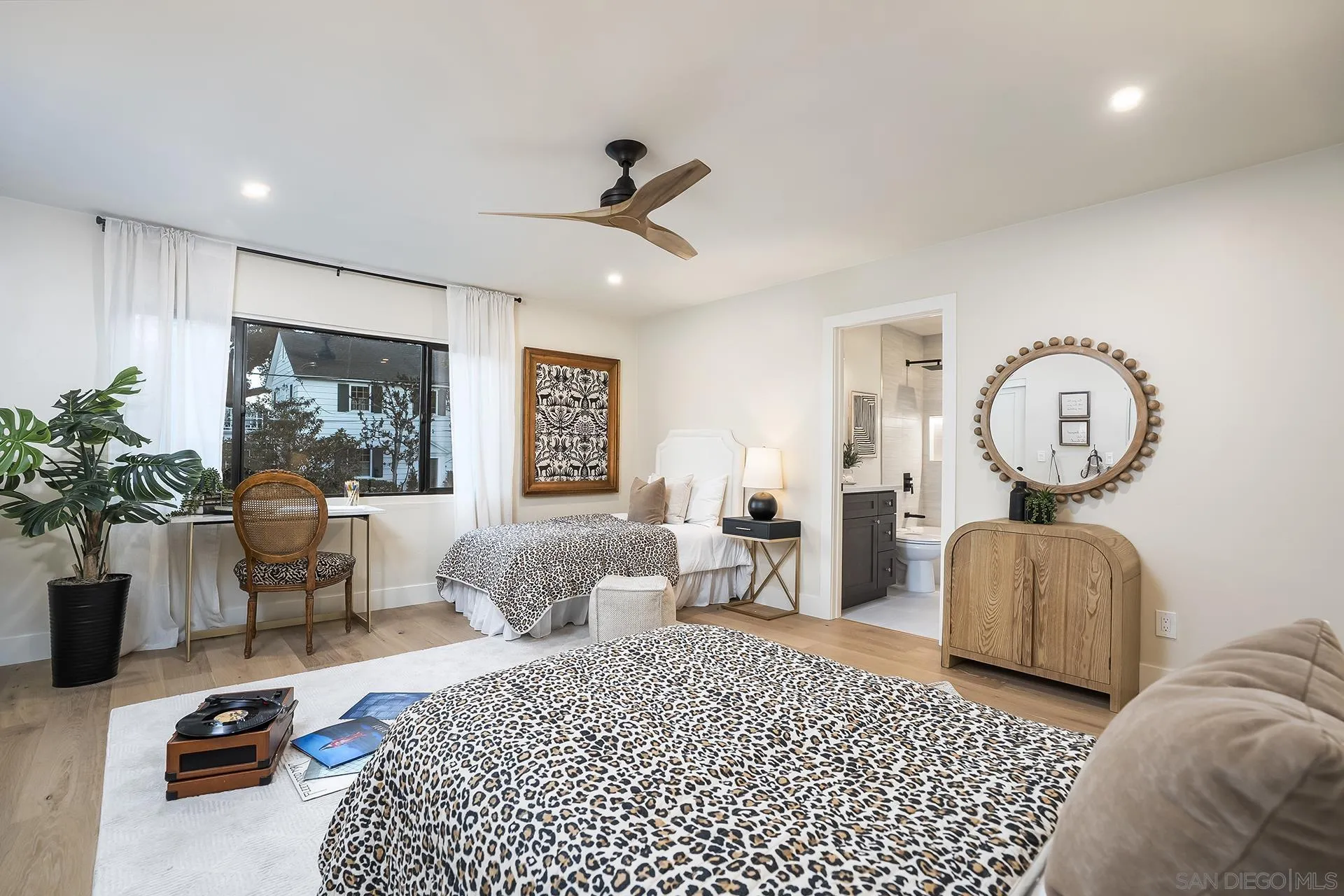 https://cdn.realtyfeed.com/cdn/127/260021048/61ac5d62f7797fe30bf9ccd83d1e1646.webp