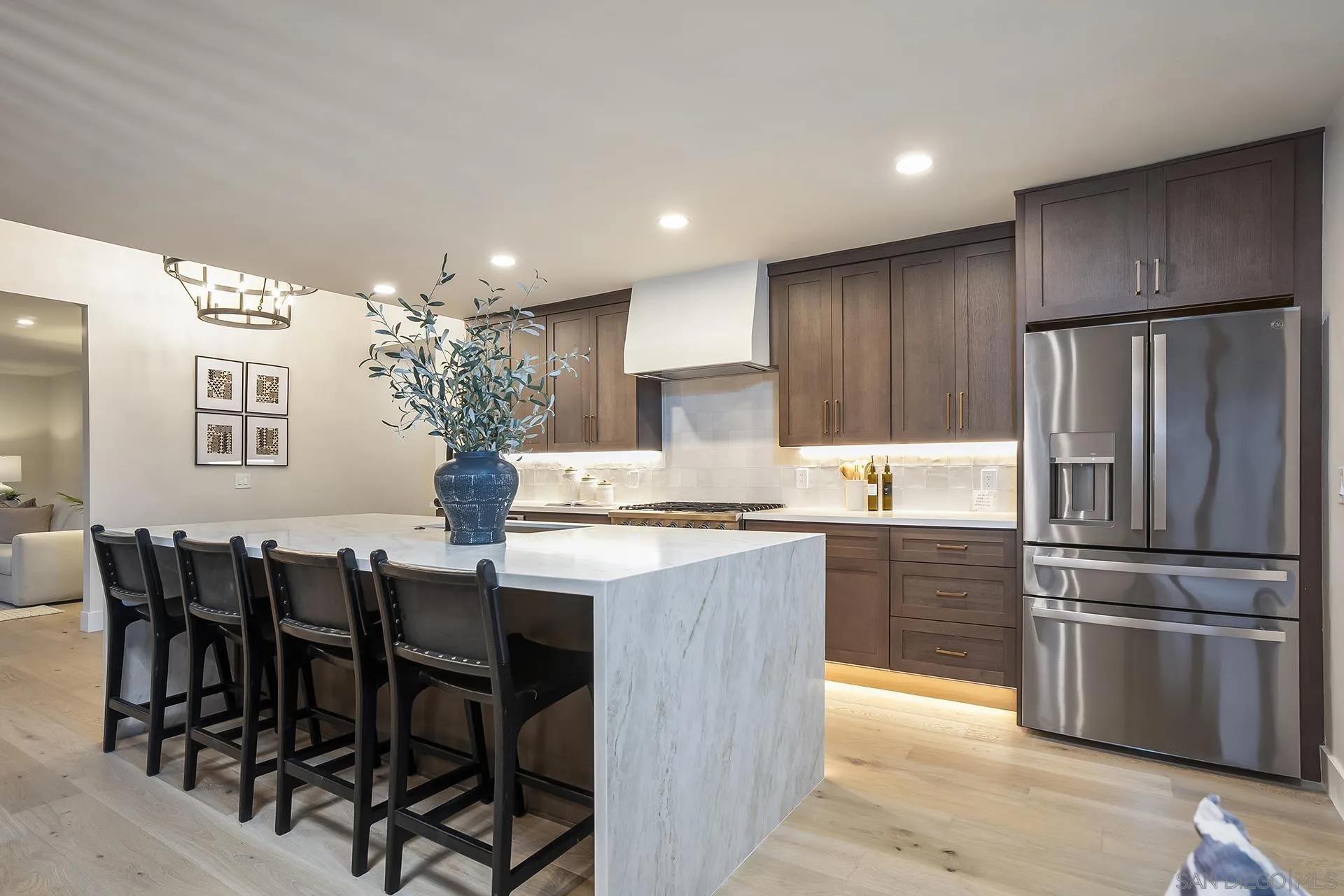 https://cdn.realtyfeed.com/cdn/127/260021048/b9cff68faeedc5d86c9a89177667e5d6.webp