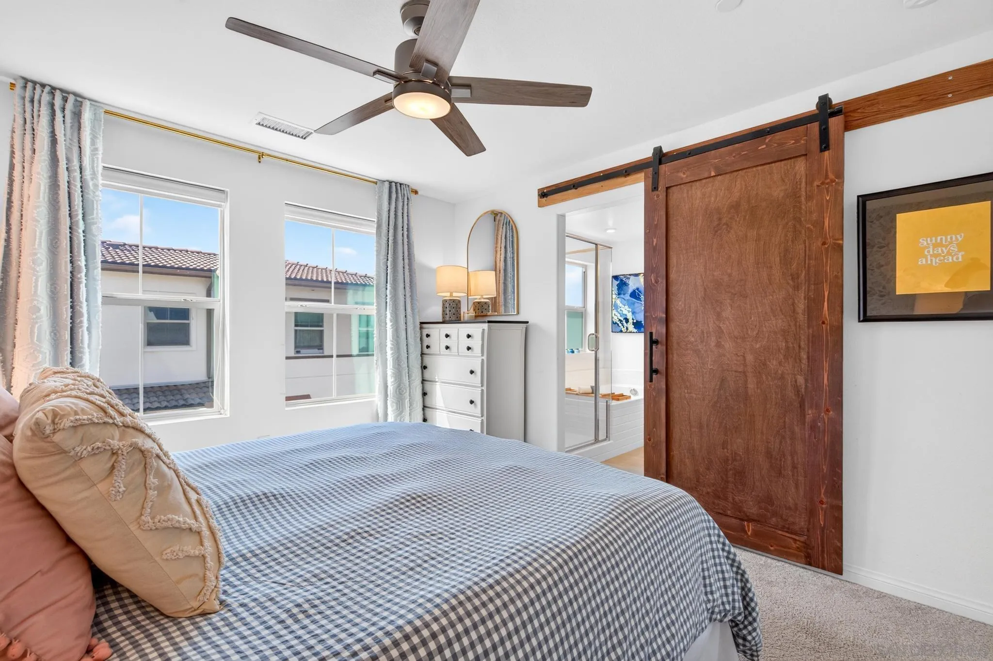 https://cdn.realtyfeed.com/cdn/127/260021049/029baafd1054bfbca644a6c60a65d1b5.webp