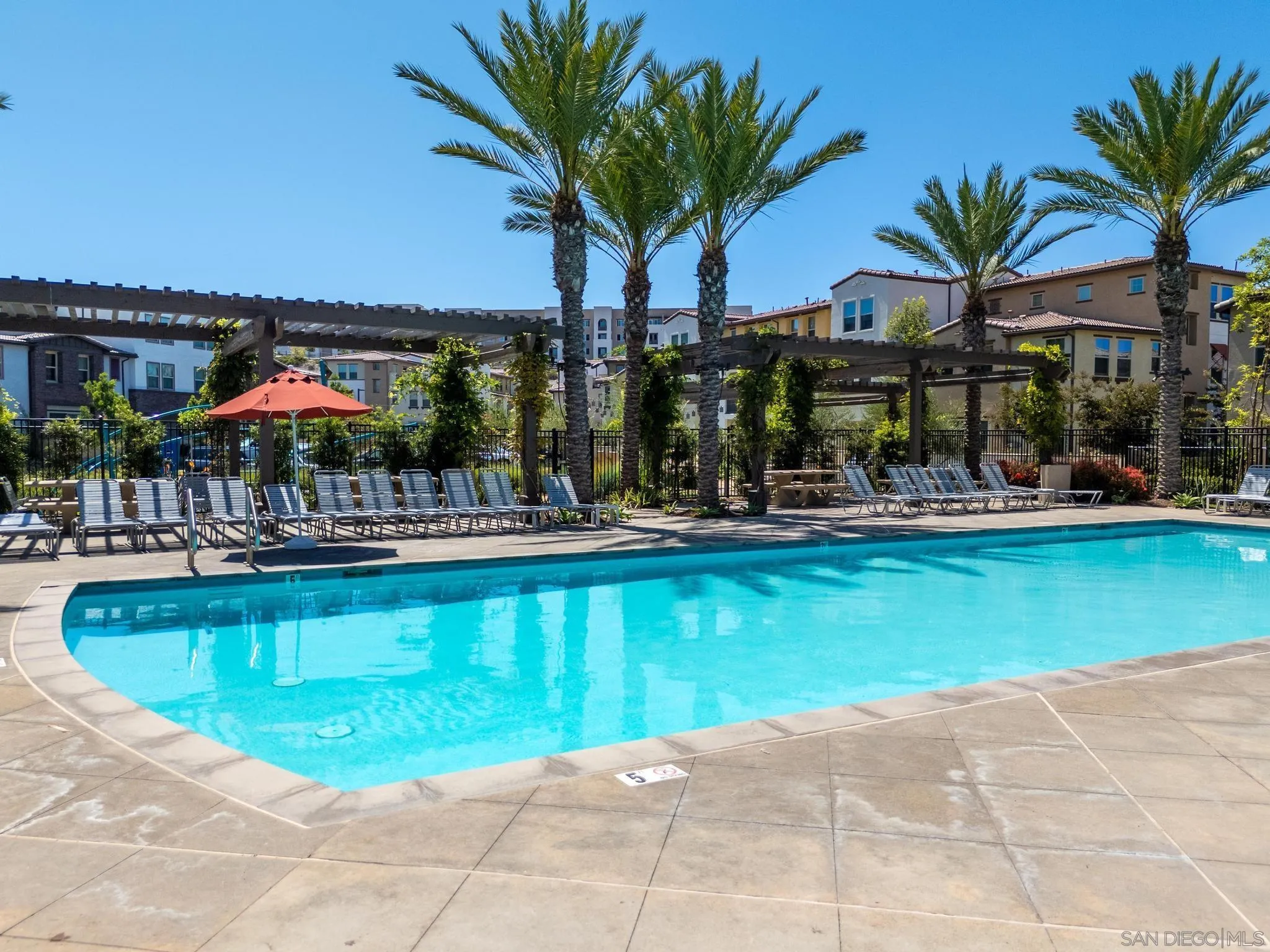 https://cdn.realtyfeed.com/cdn/127/260021049/405639d282593e88d90a6e8d41cb0c4c.webp
