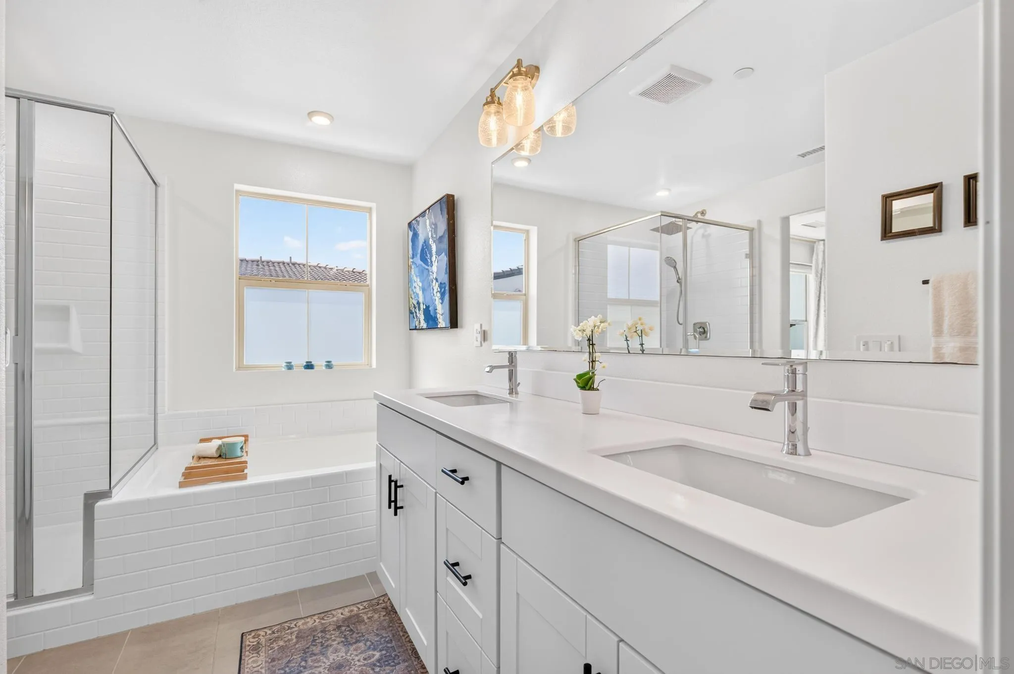 https://cdn.realtyfeed.com/cdn/127/260021049/cf083357ac5f3c864e3d8b0a0e7308e0.webp