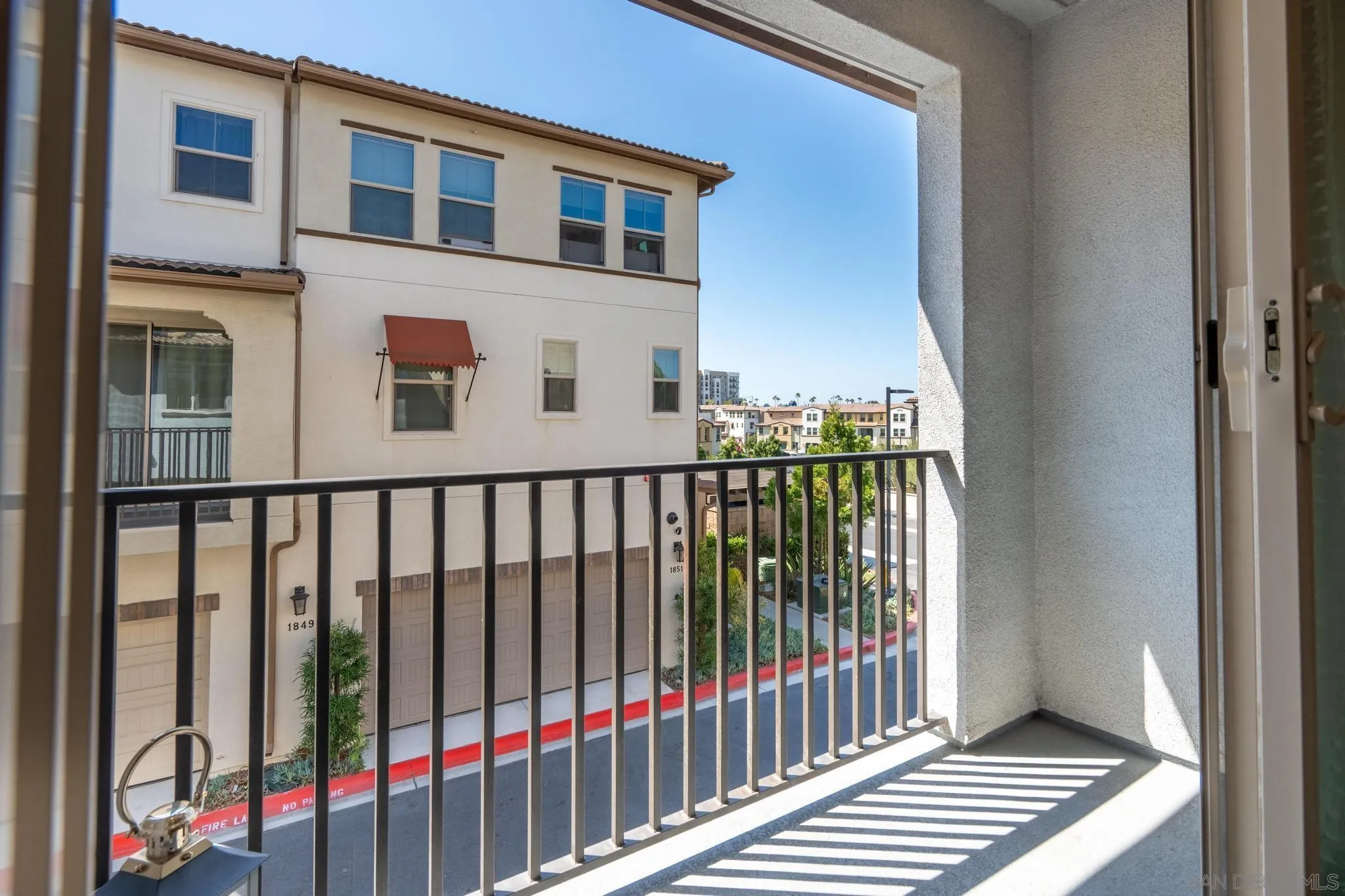 https://cdn.realtyfeed.com/cdn/127/260021049/d2646f8864030491c9cc903e4e2135b8.webp