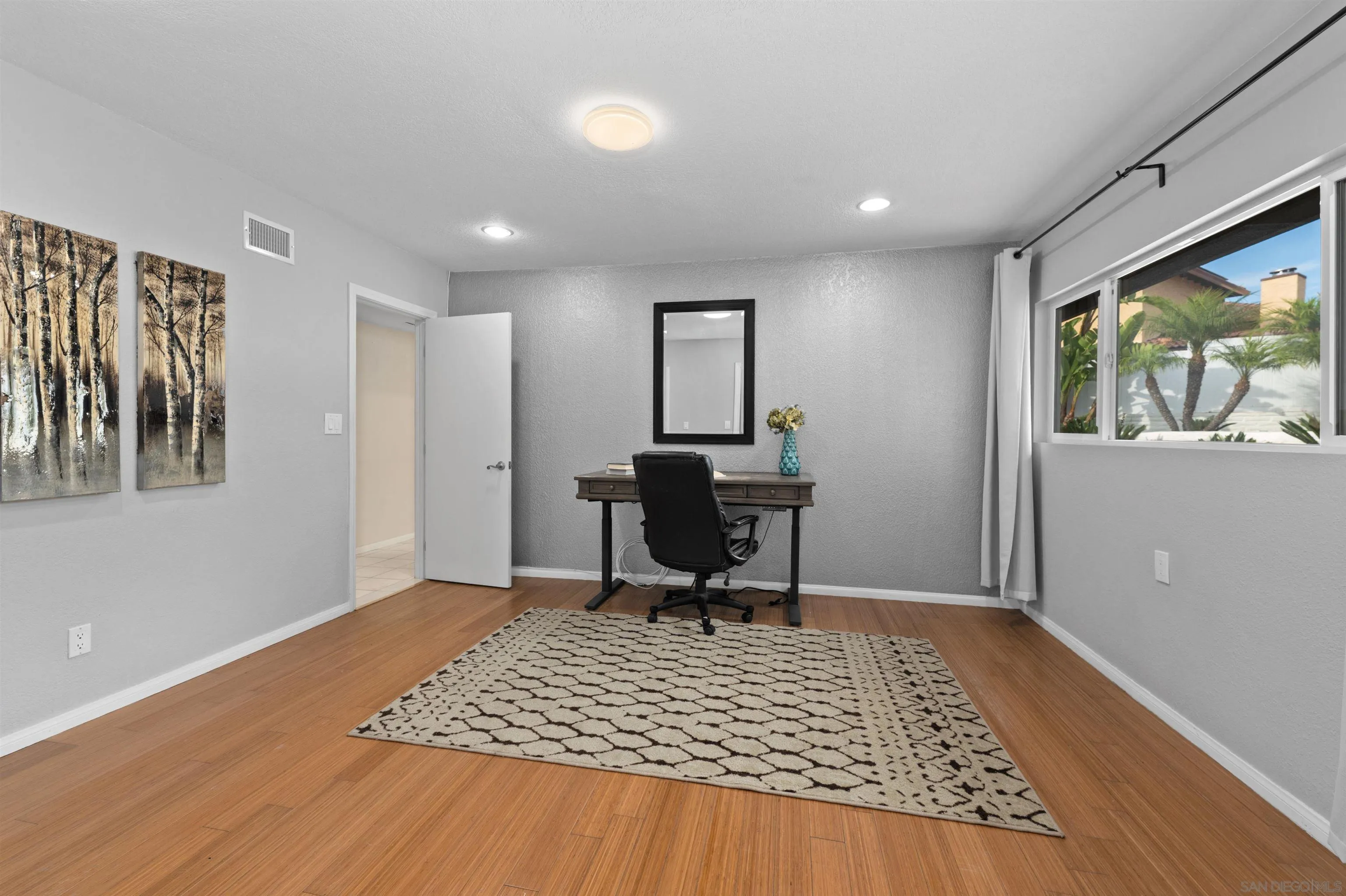 https://cdn.realtyfeed.com/cdn/127/260021050/37cffa473608d4143600ddbbebea4620.webp
