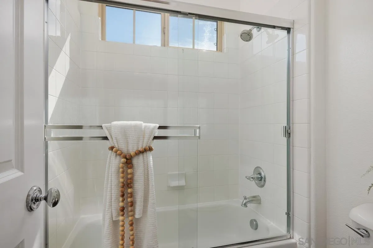 https://cdn.realtyfeed.com/cdn/127/260021054/750496c5134b97b56d69ee0692b8cebd.webp