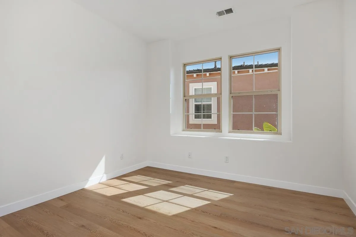 https://cdn.realtyfeed.com/cdn/127/260021054/beebac6572f672e159ddf584034d48af.webp