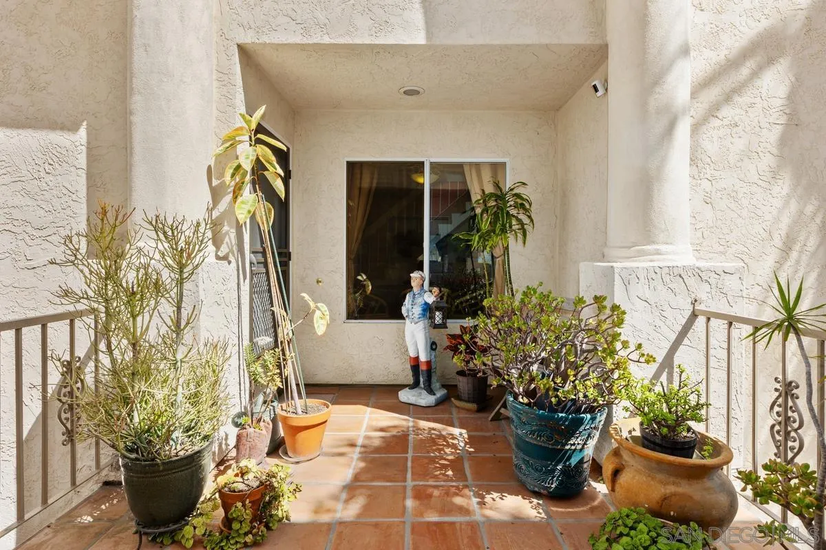 2520 Navarra Dr Unit C, Carlsbad, CA 92009 - Photo 4 of 48, Carlsbad, CA