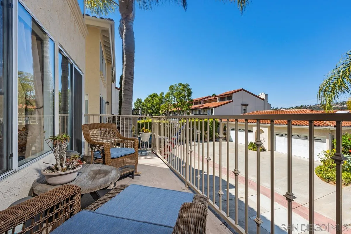 https://cdn.realtyfeed.com/cdn/127/260021055/624efbfbeb407cff0f5cf406ccba1d44.webp