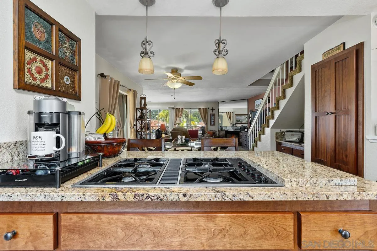 https://cdn.realtyfeed.com/cdn/127/260021055/779dee7d548a39e935a5a9f7a8e2ed24.webp
